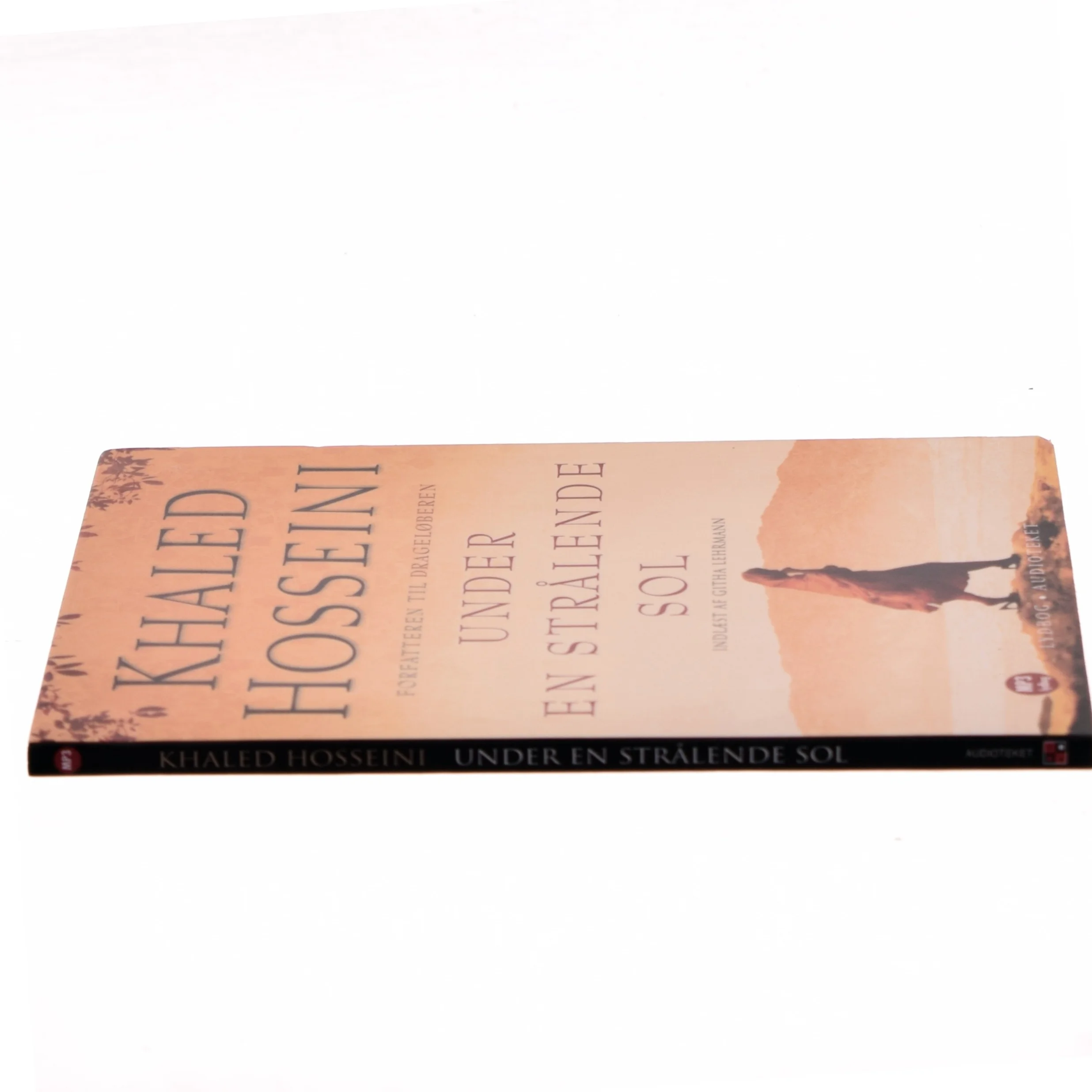 Under en strålende sol af Khaled Hosseini (Bog)