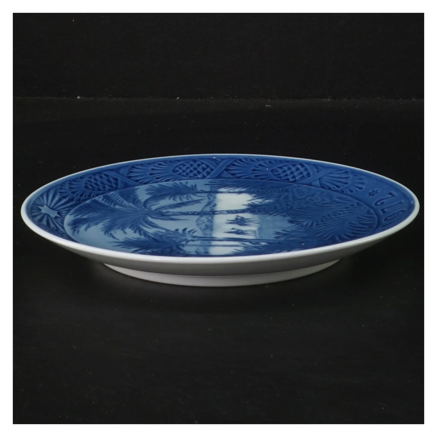 Royal Copenhagen juletallerken 1972 fra Royal Copenhagen (str. Ø 18 cm)