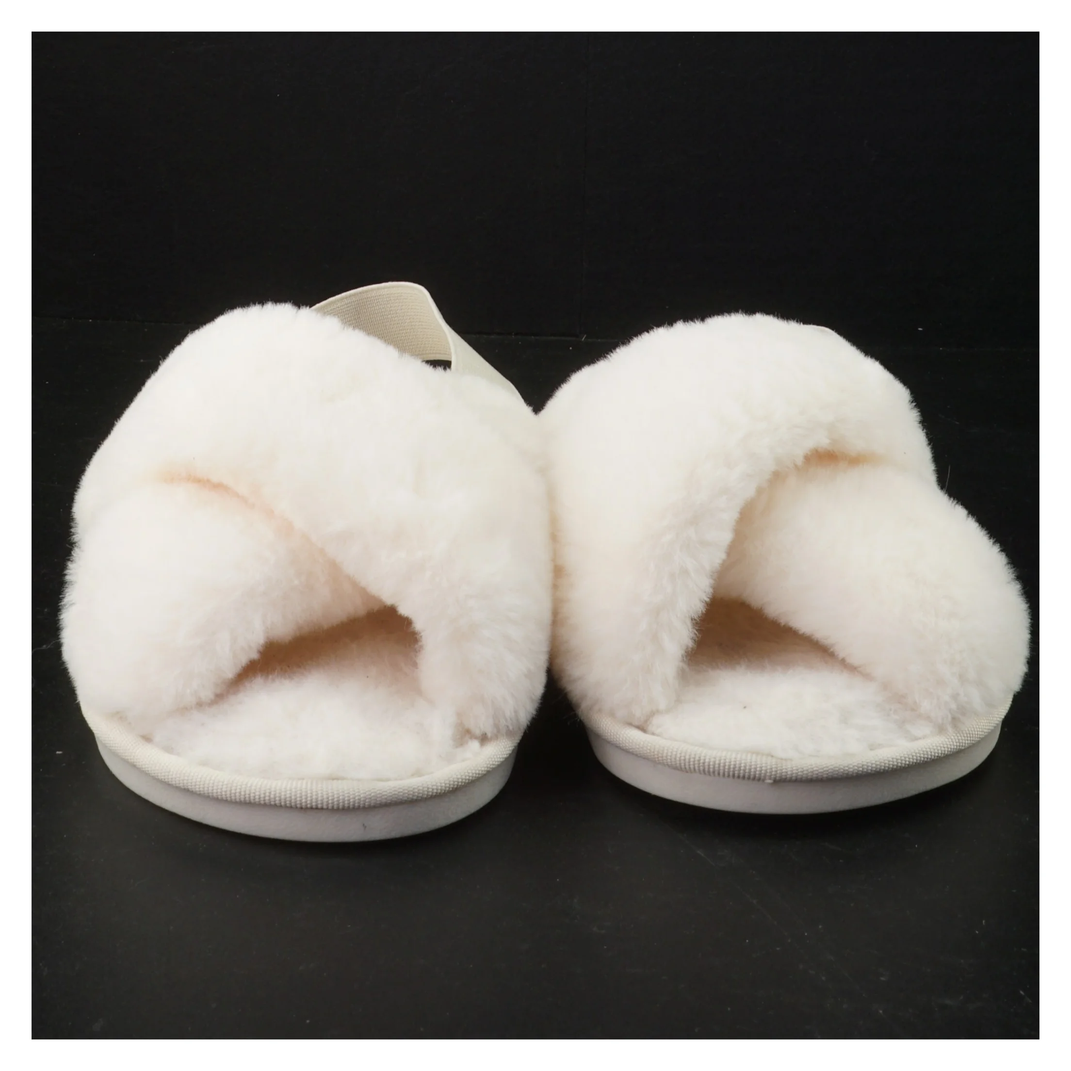 Hvide plyssandaler fra Rosemunde (str. 38 til 39)