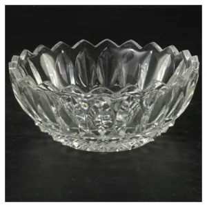 Krystalskål (str. Ø. 13 cm. h. 5,5 cm)
