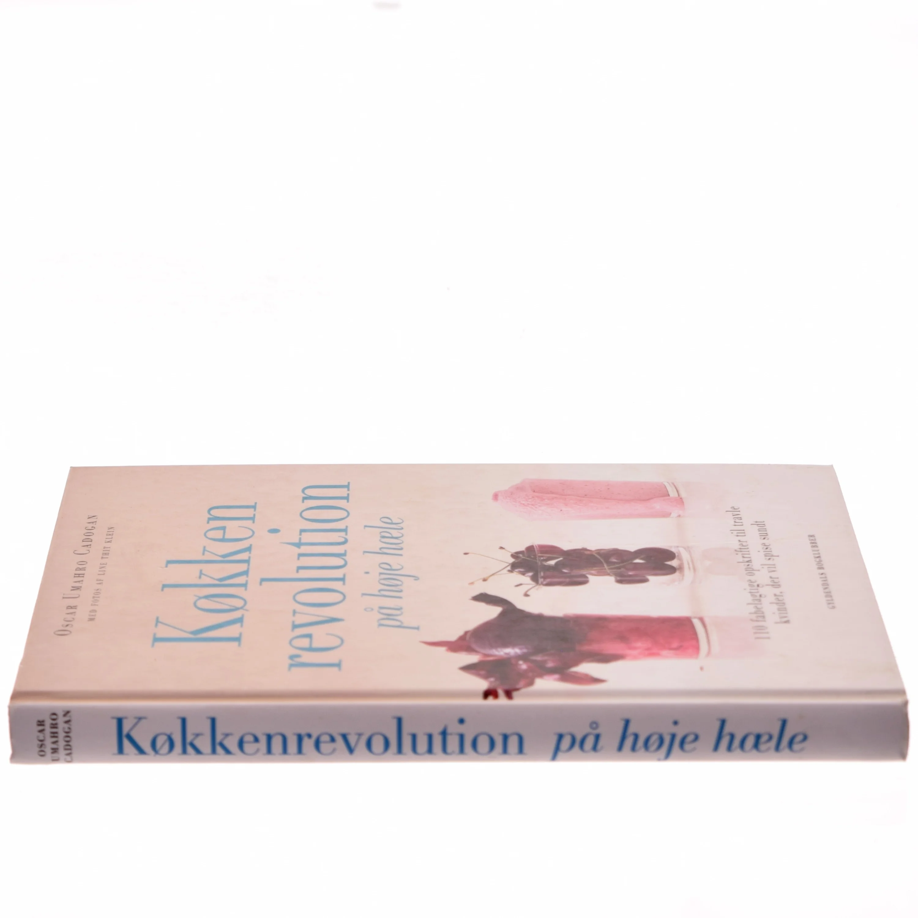 Køkkenrevolution på høje hæle af Oscar Umahro Cadogan (Bog)