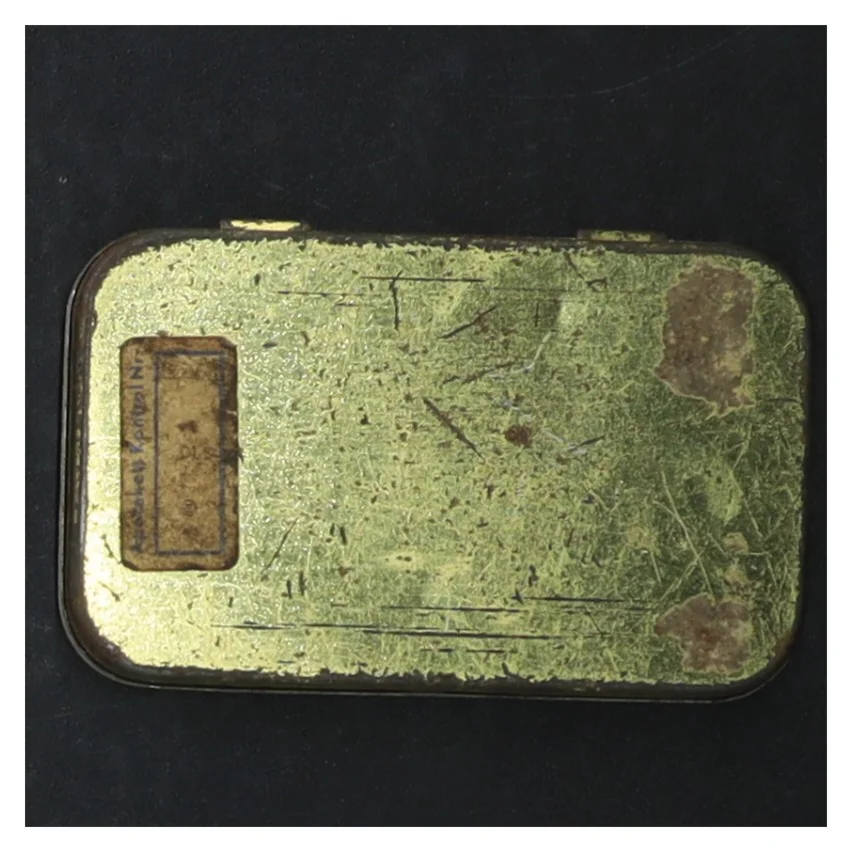Vintage pastilleskrin (str. 8 cm. og. 4 cm. og. 4 cm)