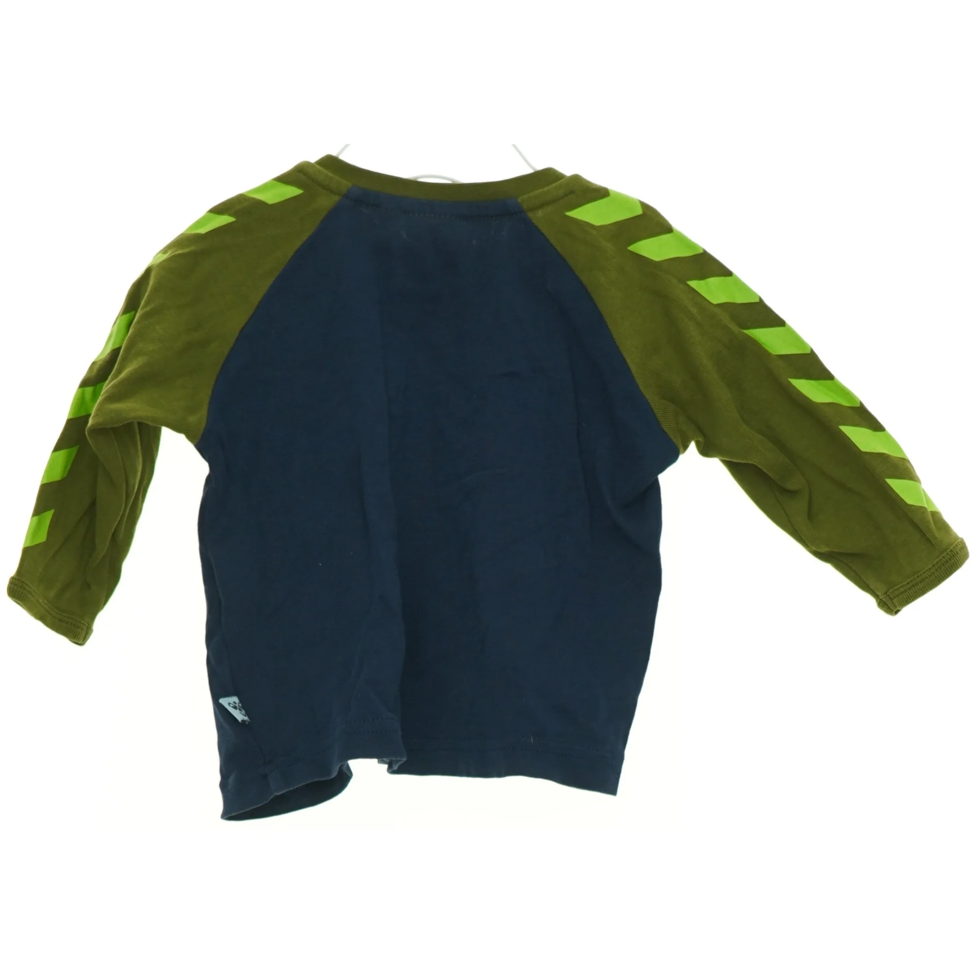 Bluse fra Hummel (str. 68 cm)