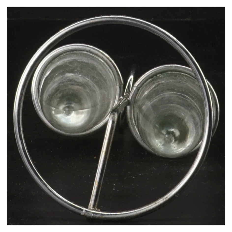 Salt- og peberbøsse i stativ (str. 16 cm)