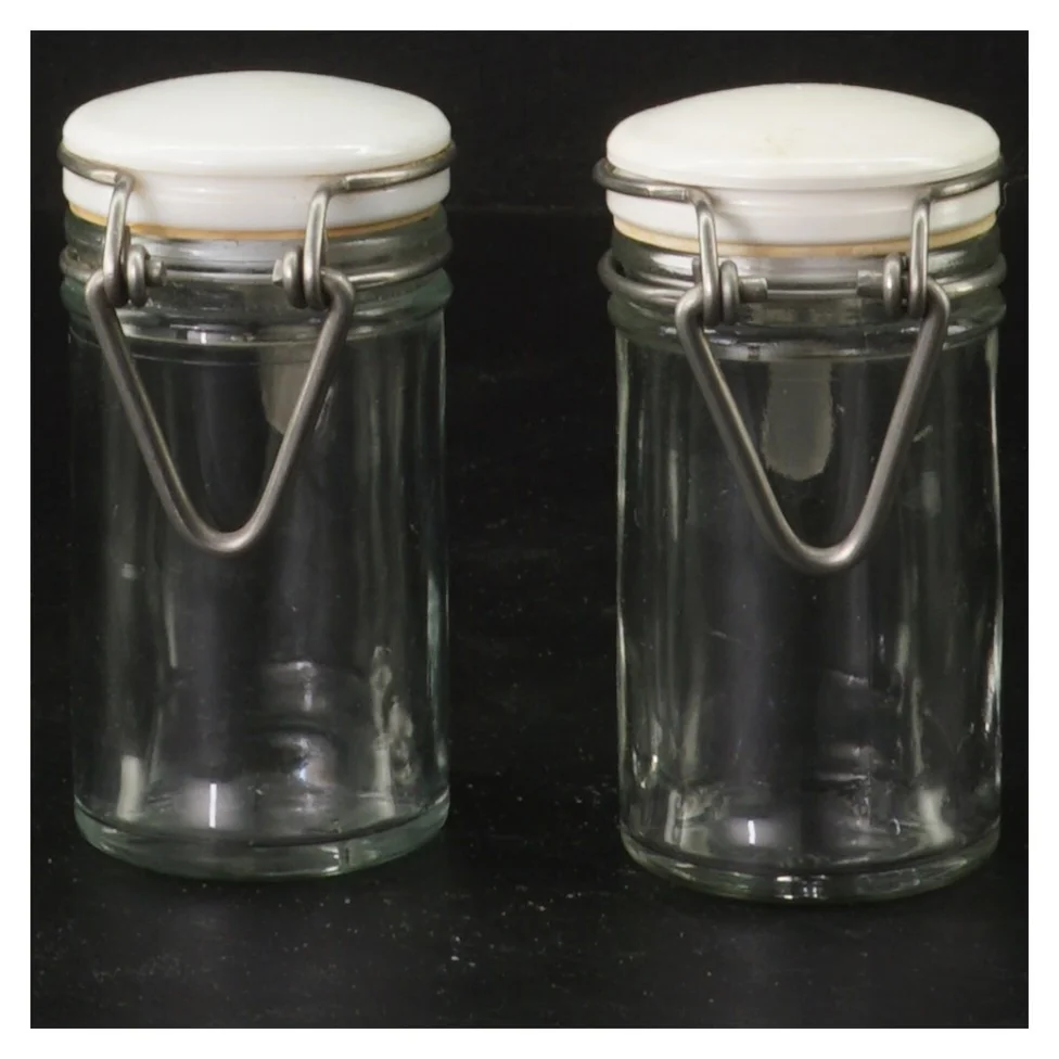 Glaskrukker med låg (str. 9 cm)