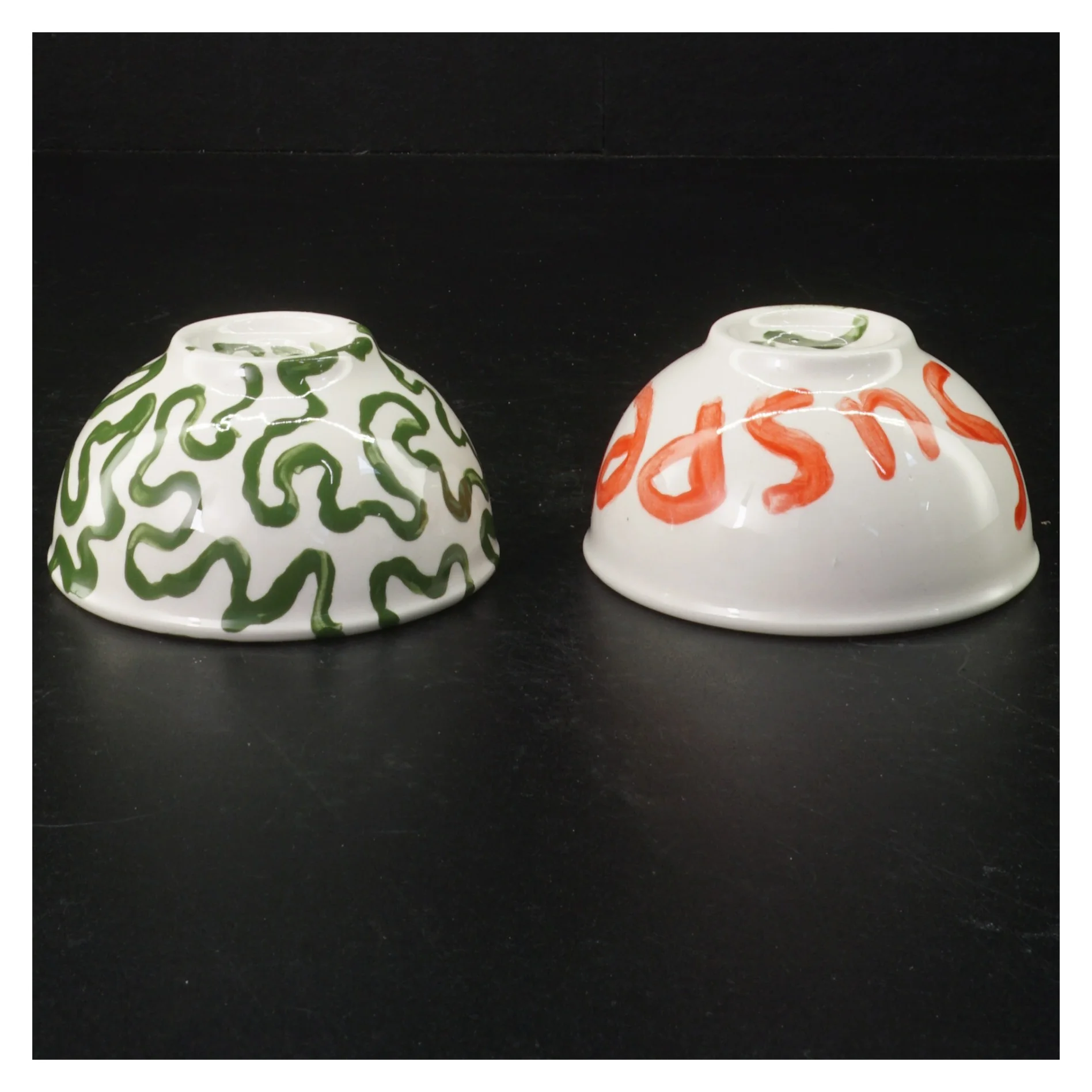 Dekorative keramikskåle (str. Ø 9 cm)