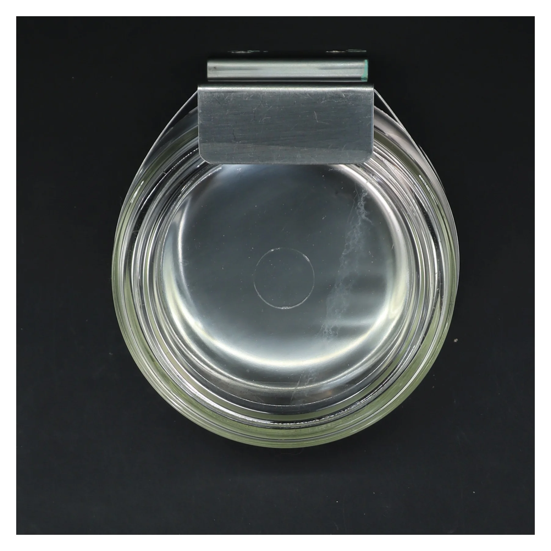 Væghængt opbevaringskrukke (str. Ø 11 cm)