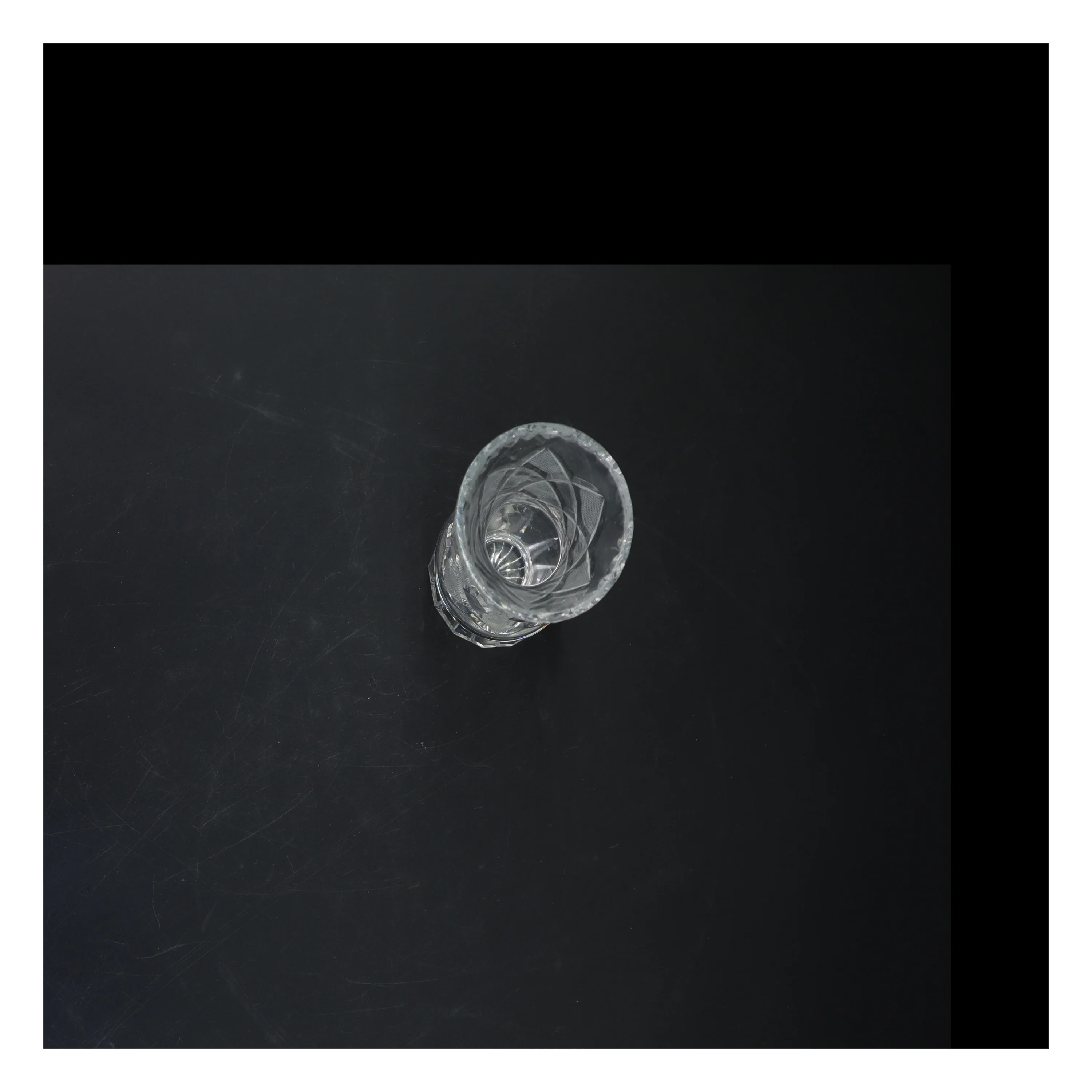 Klar glasvase (str. 18 cm)