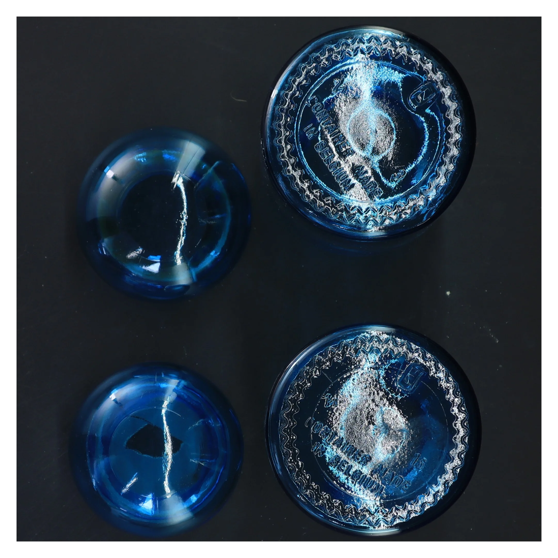 Blå glaskrukker med låg (str. 17,5 cm)