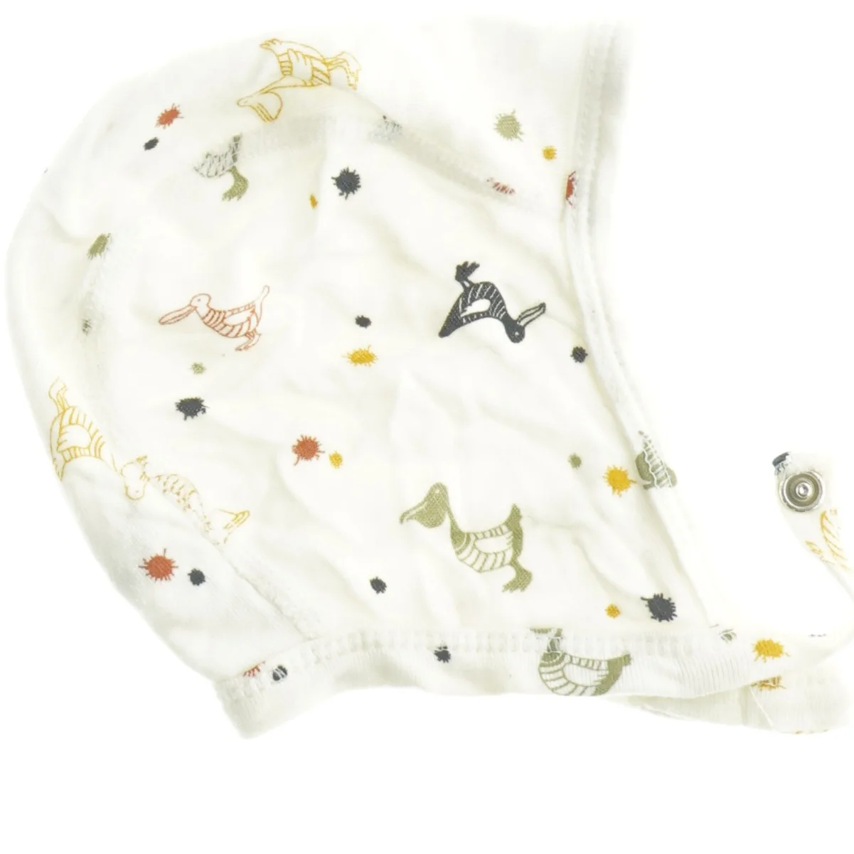 Mønstret babyhue fra Joha (str. 4-9 måneder)