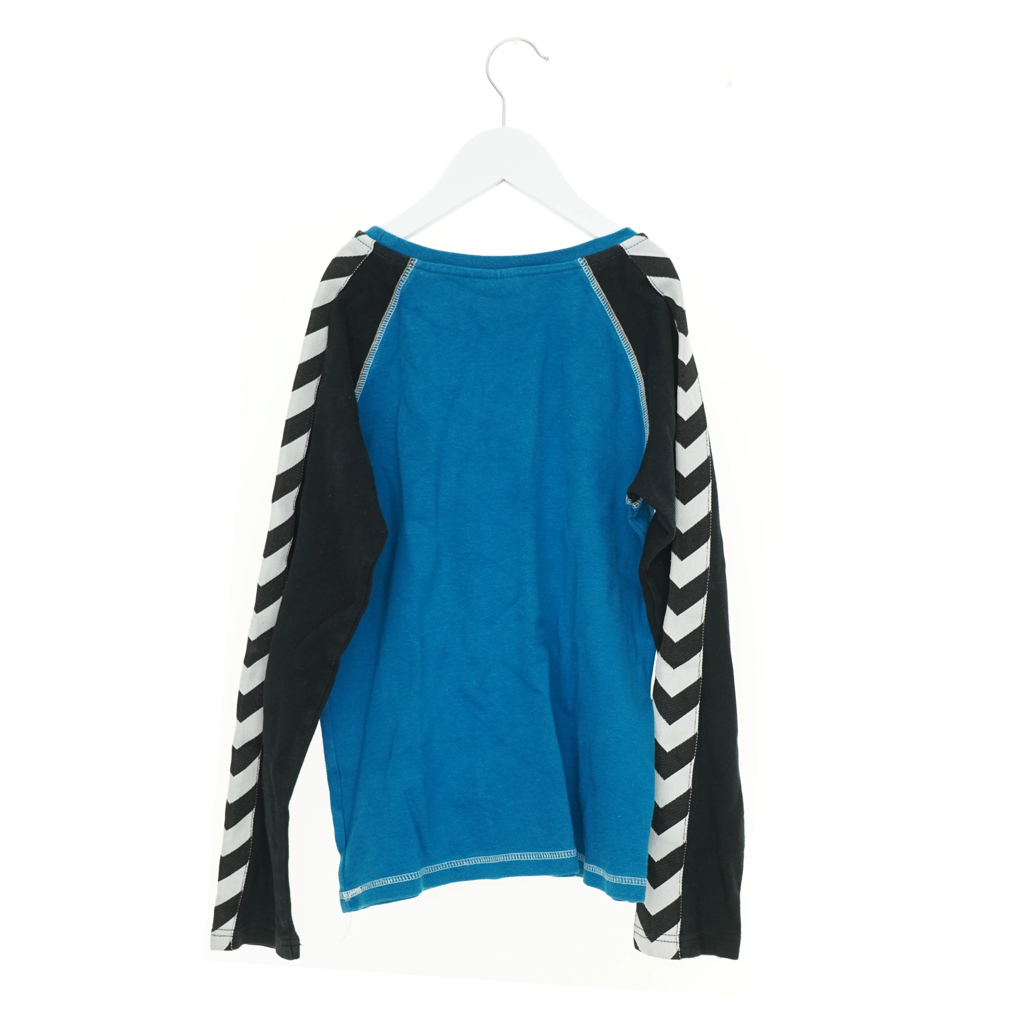 Bluse fra Hummel (str. 152 cm)