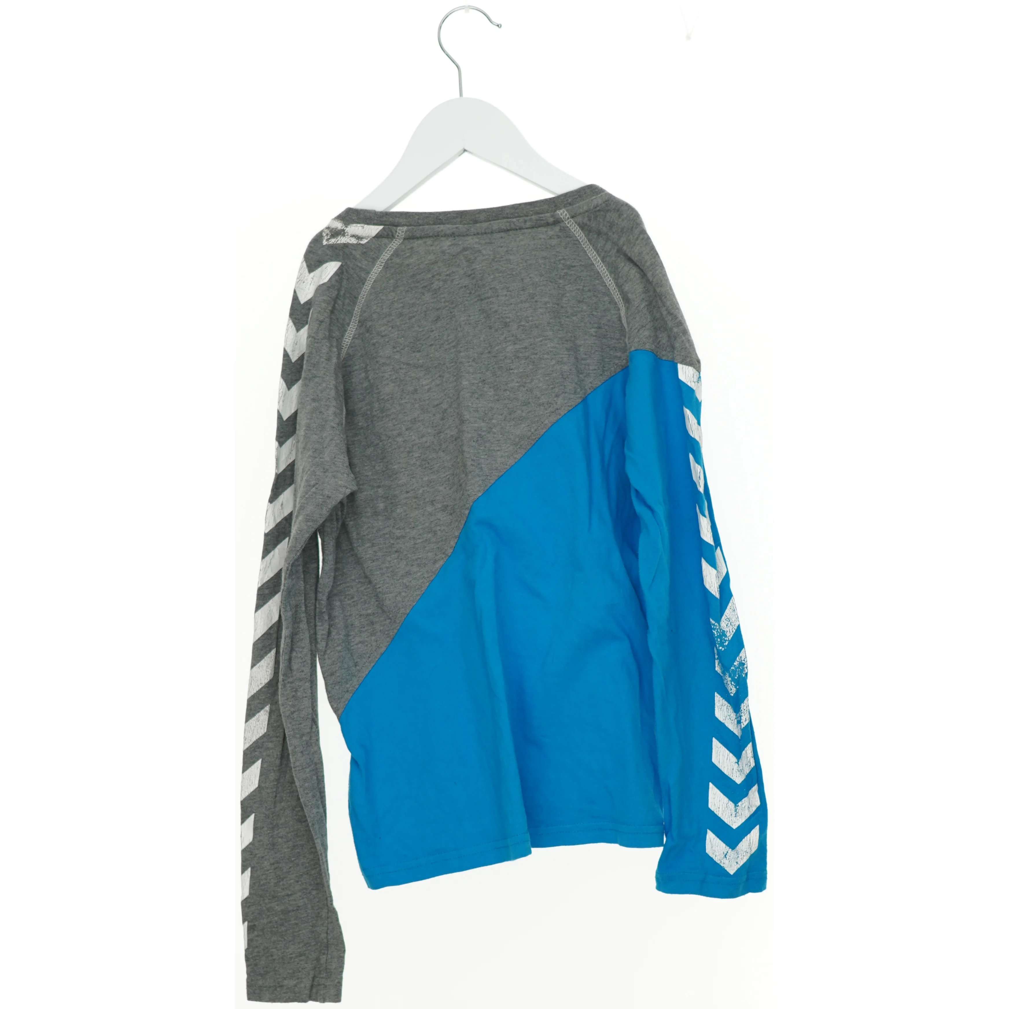 Bluse fra Hummel (str. 152 cm)