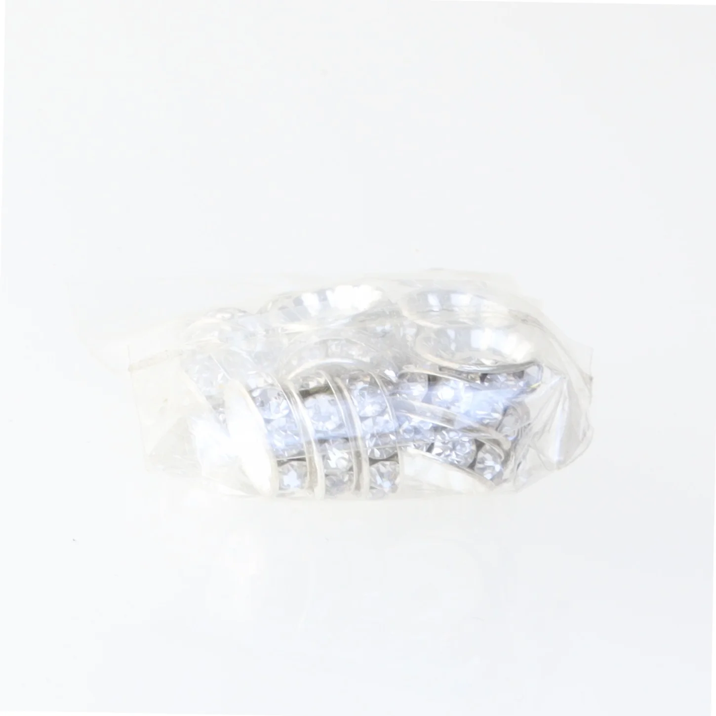 Poser med sølvfarvede ringe