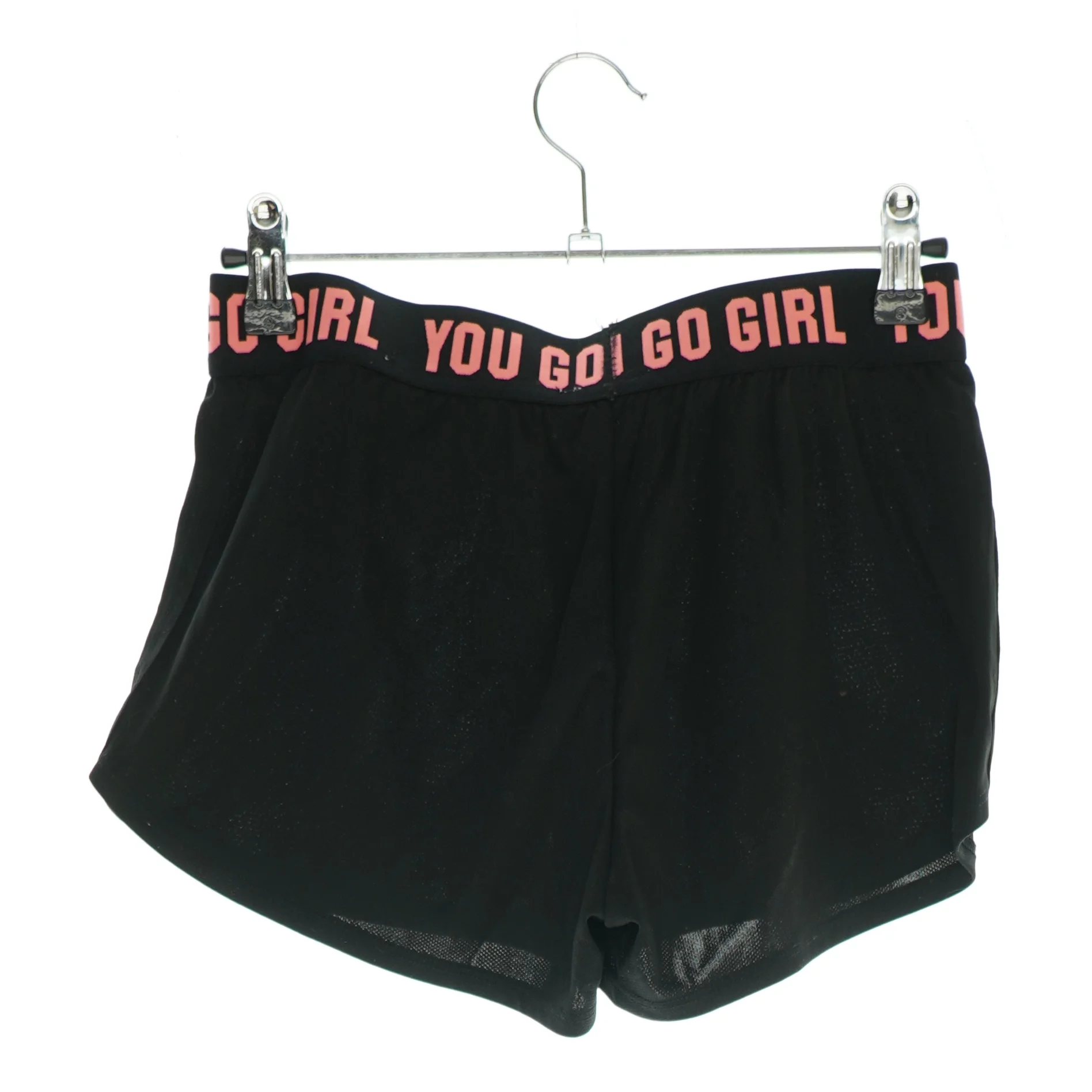 Shorts fra H&M (str. 146)