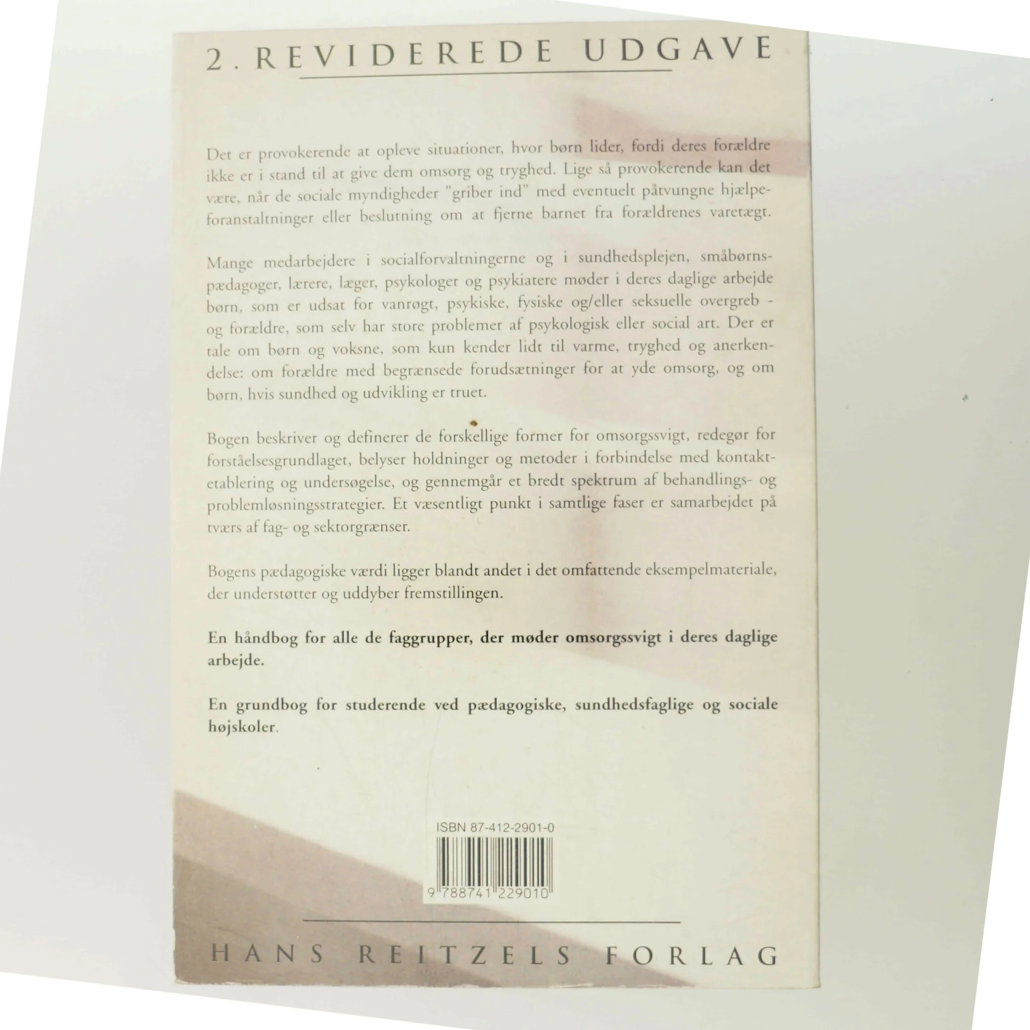 Omsorgssvigt er alles ansvar af Kari Killén (Bog)