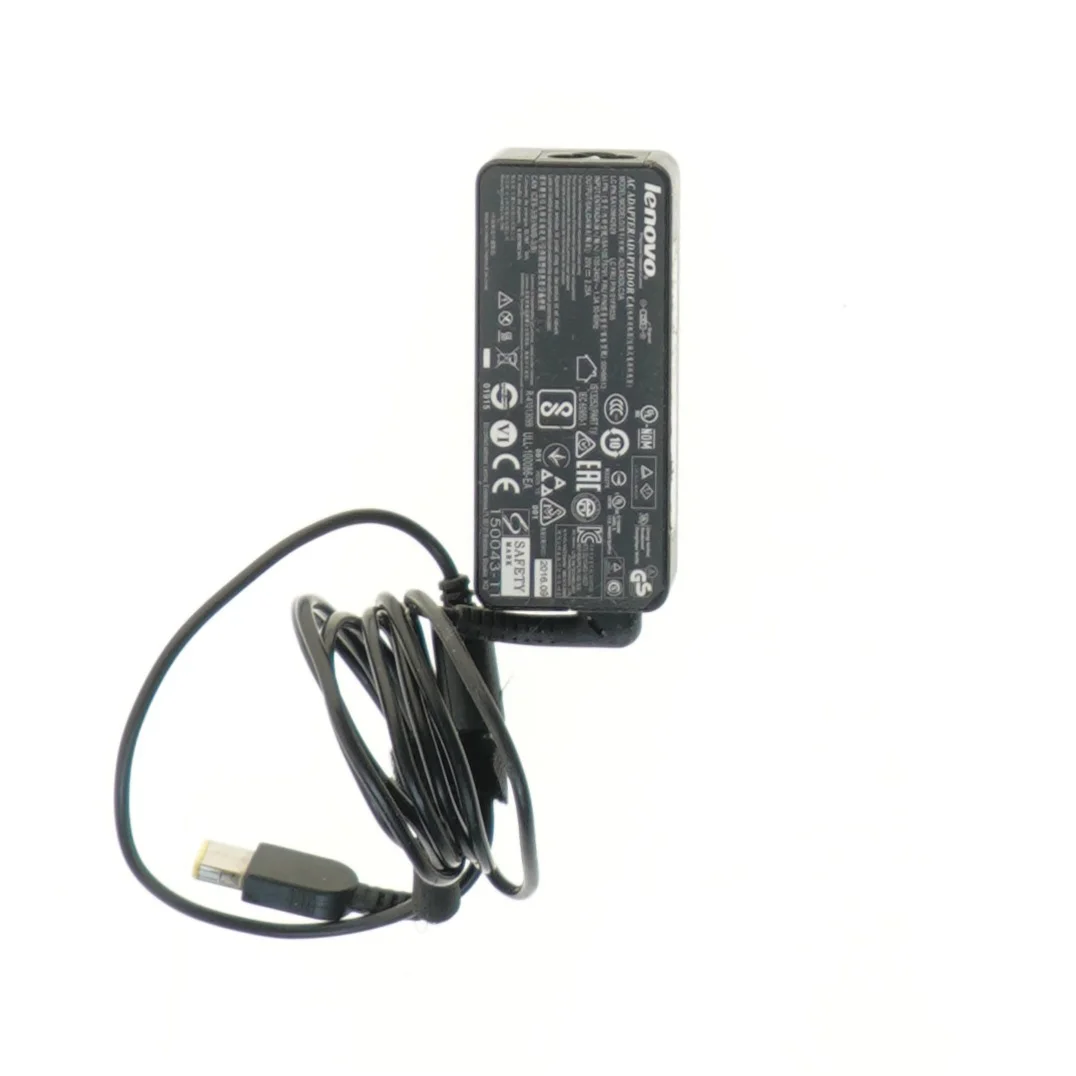 Lenovo strømforsyning med kabel fra Lenovo