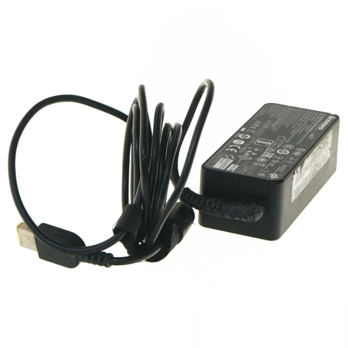 Lenovo strømforsyning med kabel fra Lenovo