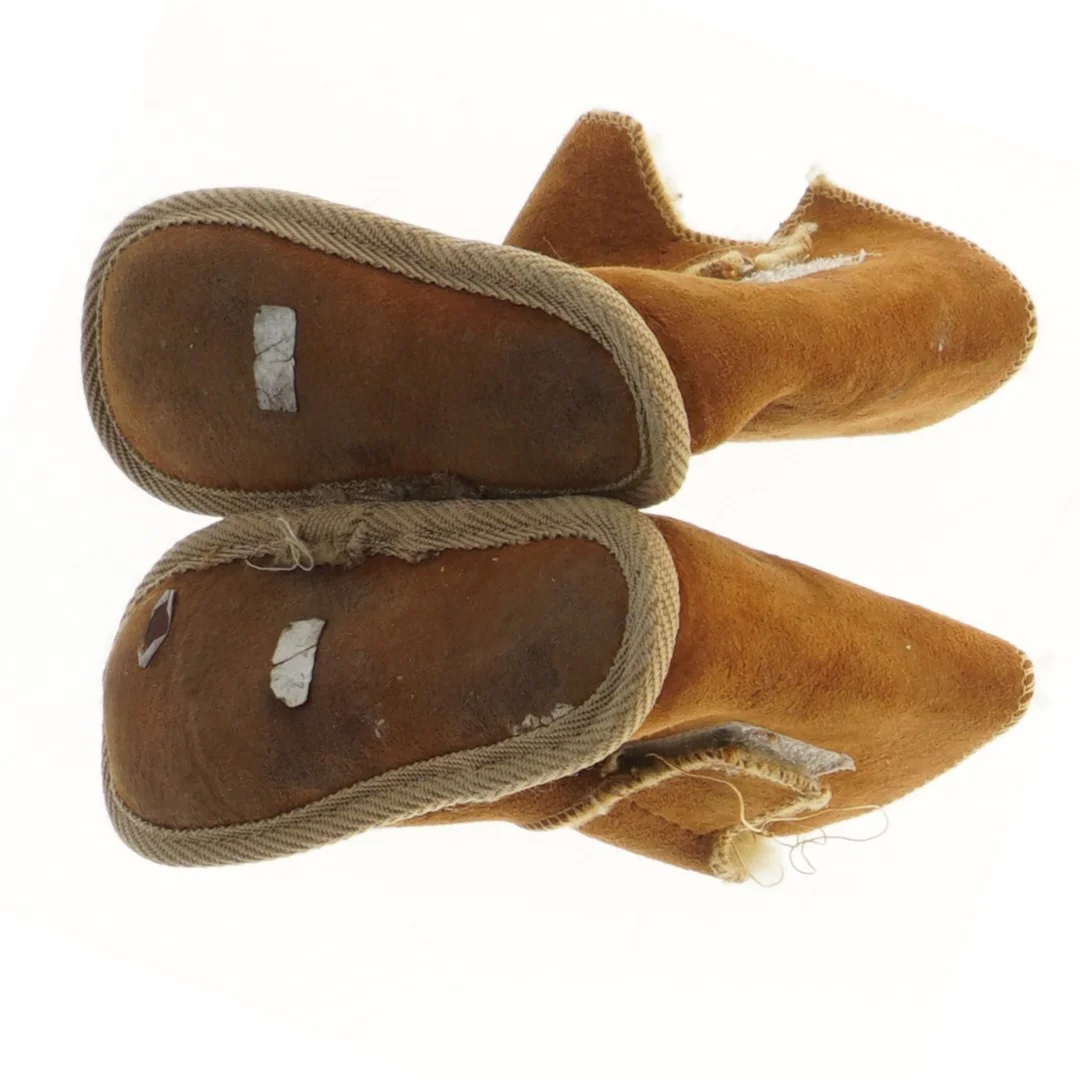 Brune børnestøvler med pelsfor (str. 17 cm)