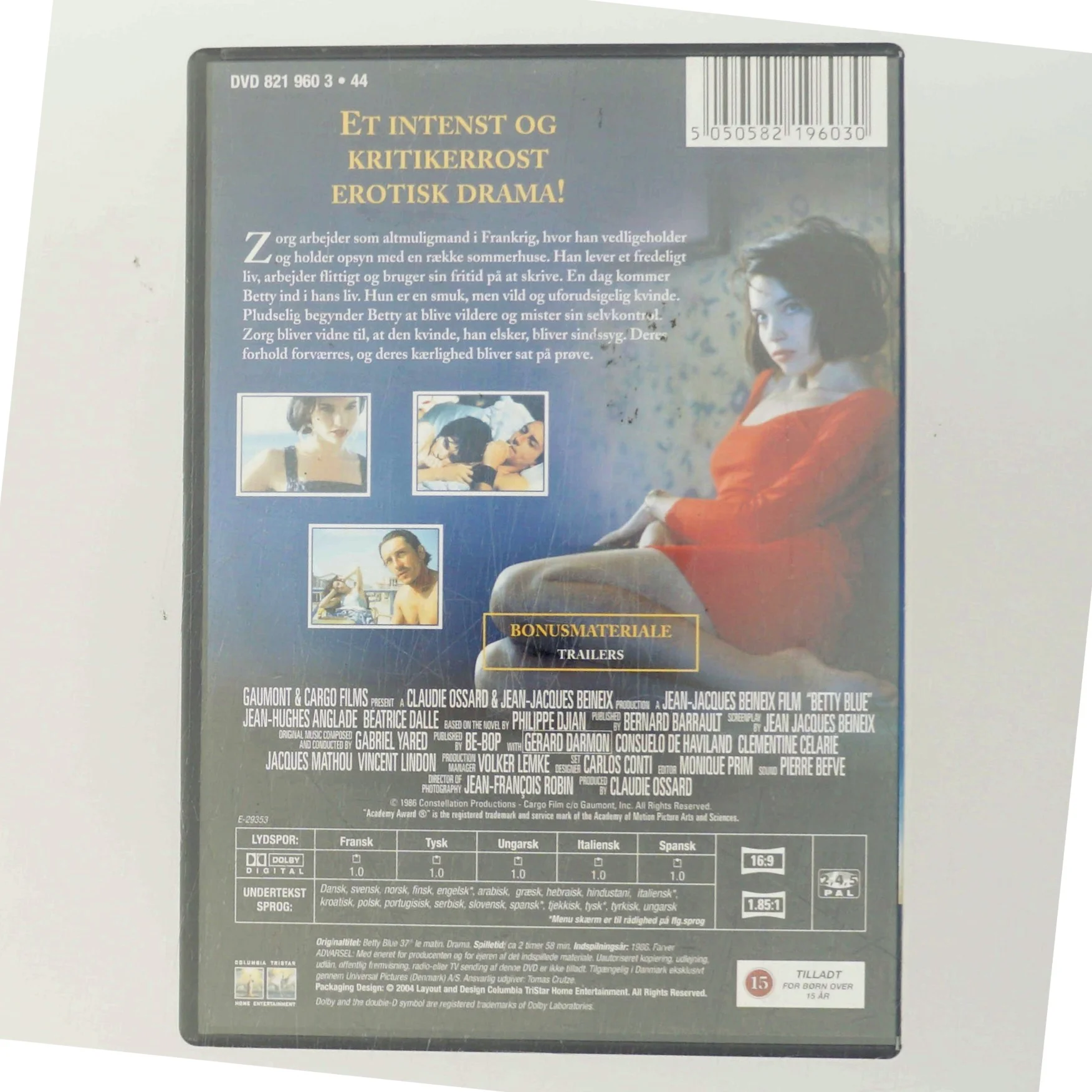 Betty Blue                                        <span class="label label-blank pull-right" style="margin-right: 3px;">Director's edition</span> med Jean-Hugues Anglade (DVD)