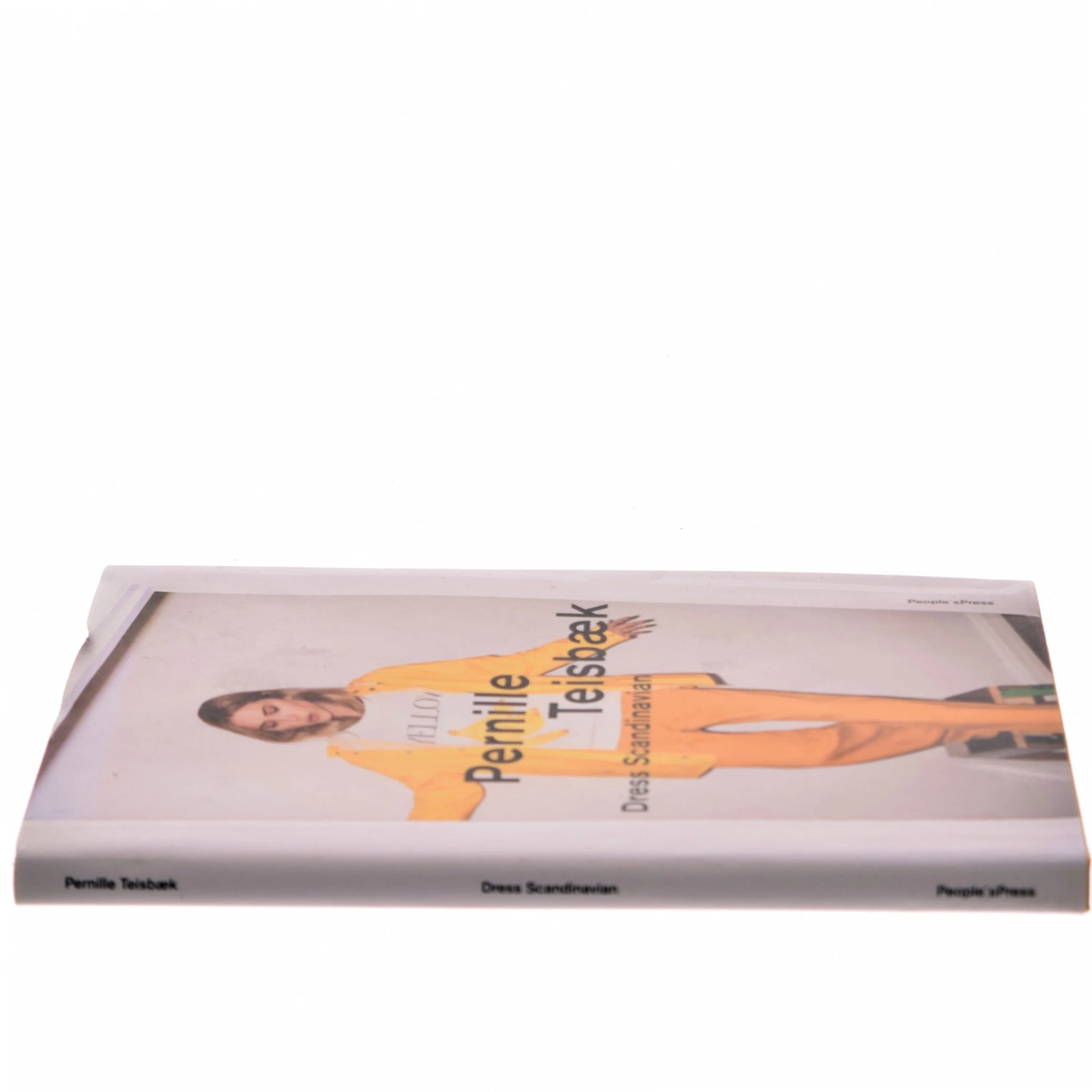 Pernille Teisbæk bog 'Dress Scandinavian'