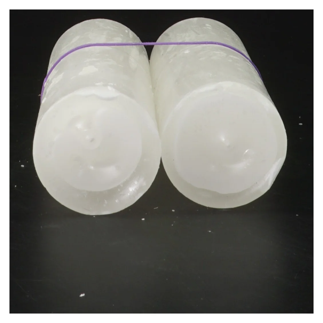 Hvide cylinderformede lys (str. 15 cm)