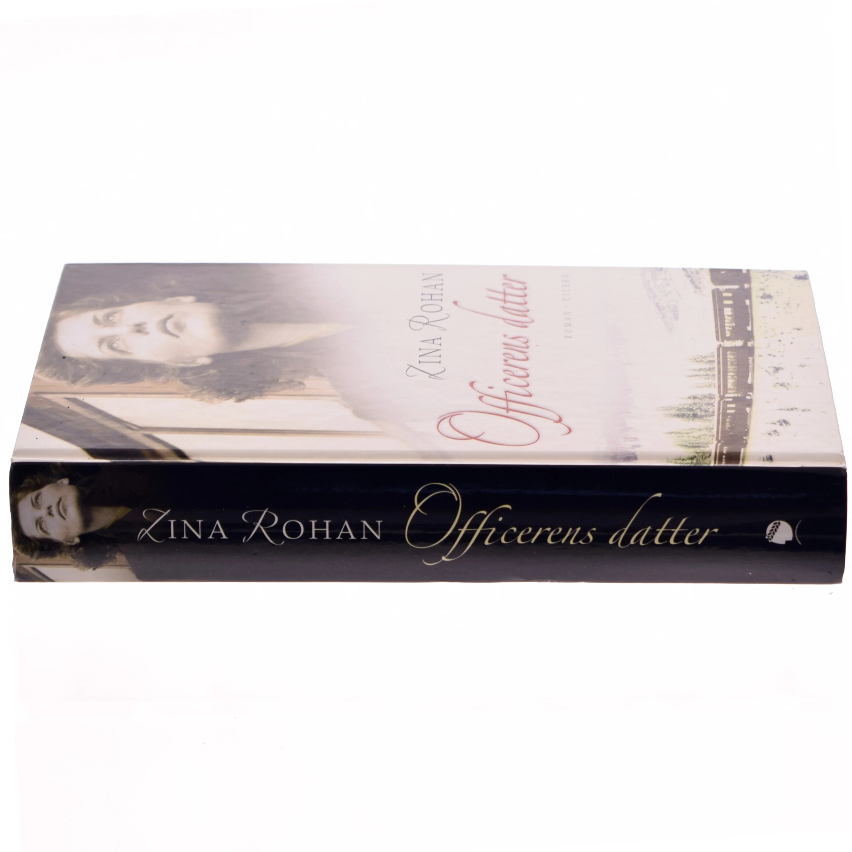 Officerens datter af Zina Rohan (Bog)