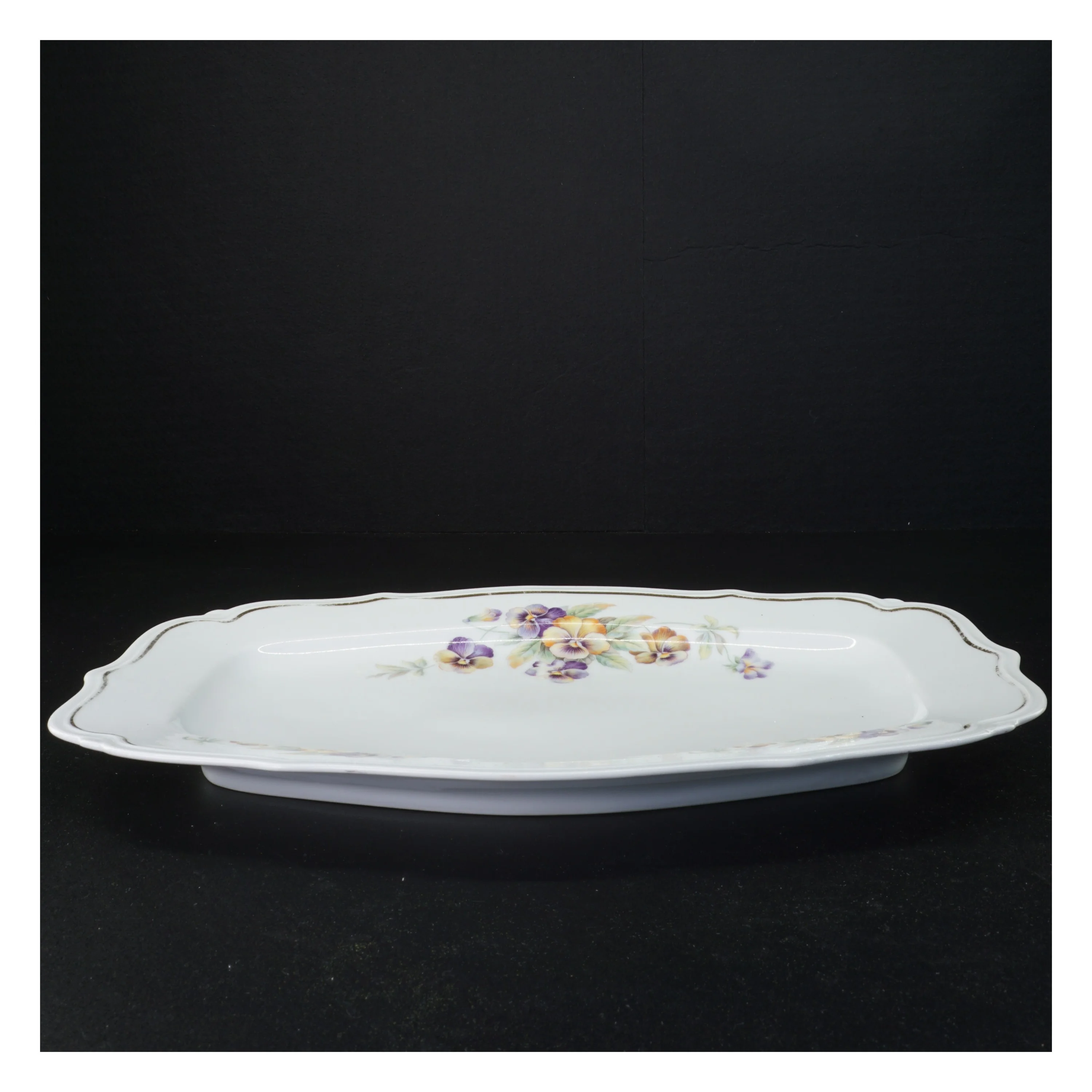 Porcelæns fad fra Bavaria (str. 38 x 25 cm)