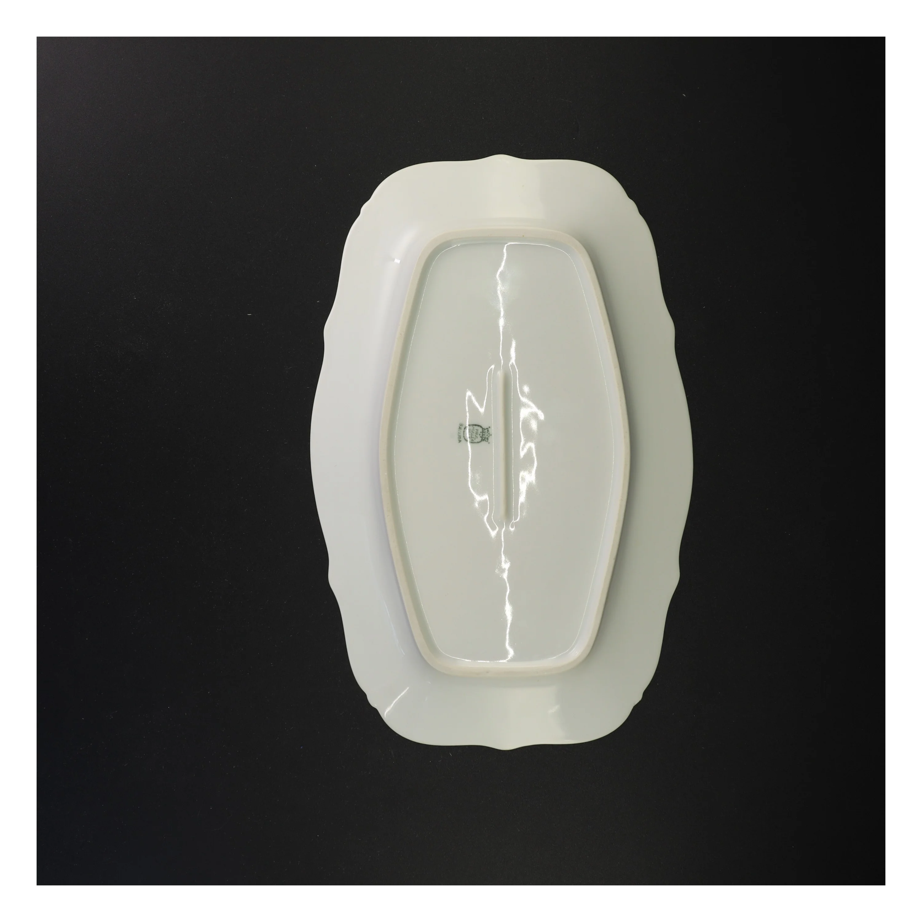 Porcelænsfad fra Bavaria (str. 33 x 21 cm)