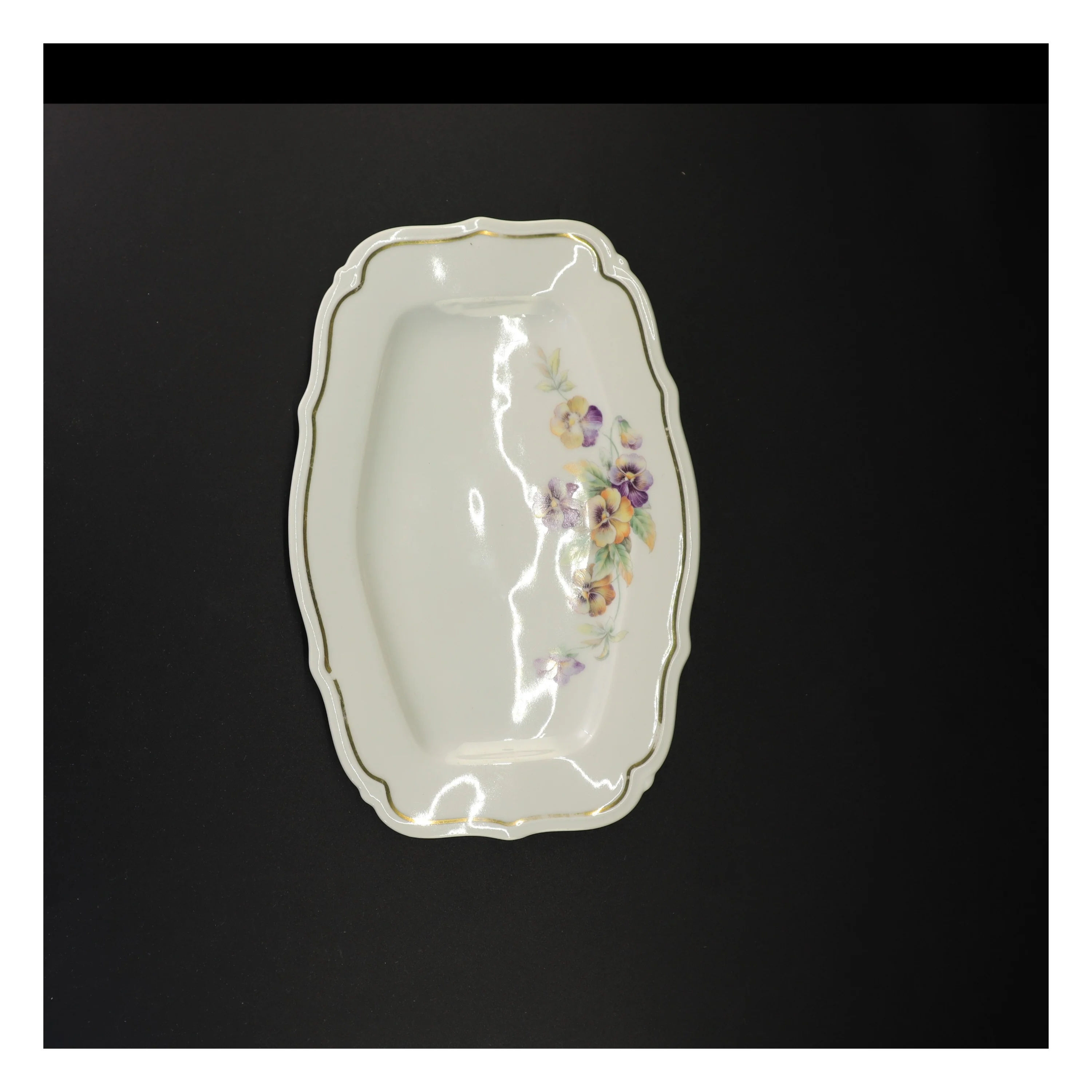 Porcelænsfad med blomstermotiv fra Bavaria (str. 28 x 19 cm)