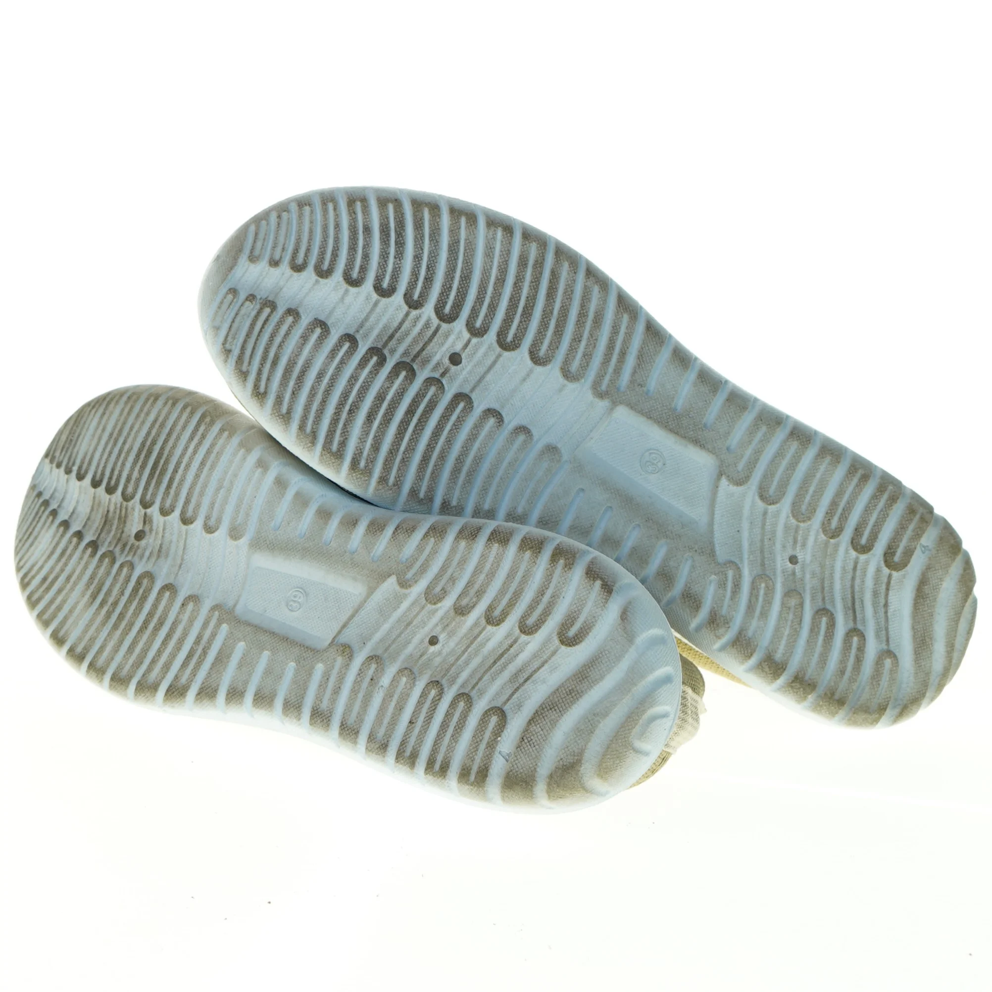 Sneakers (str. 39 cm)