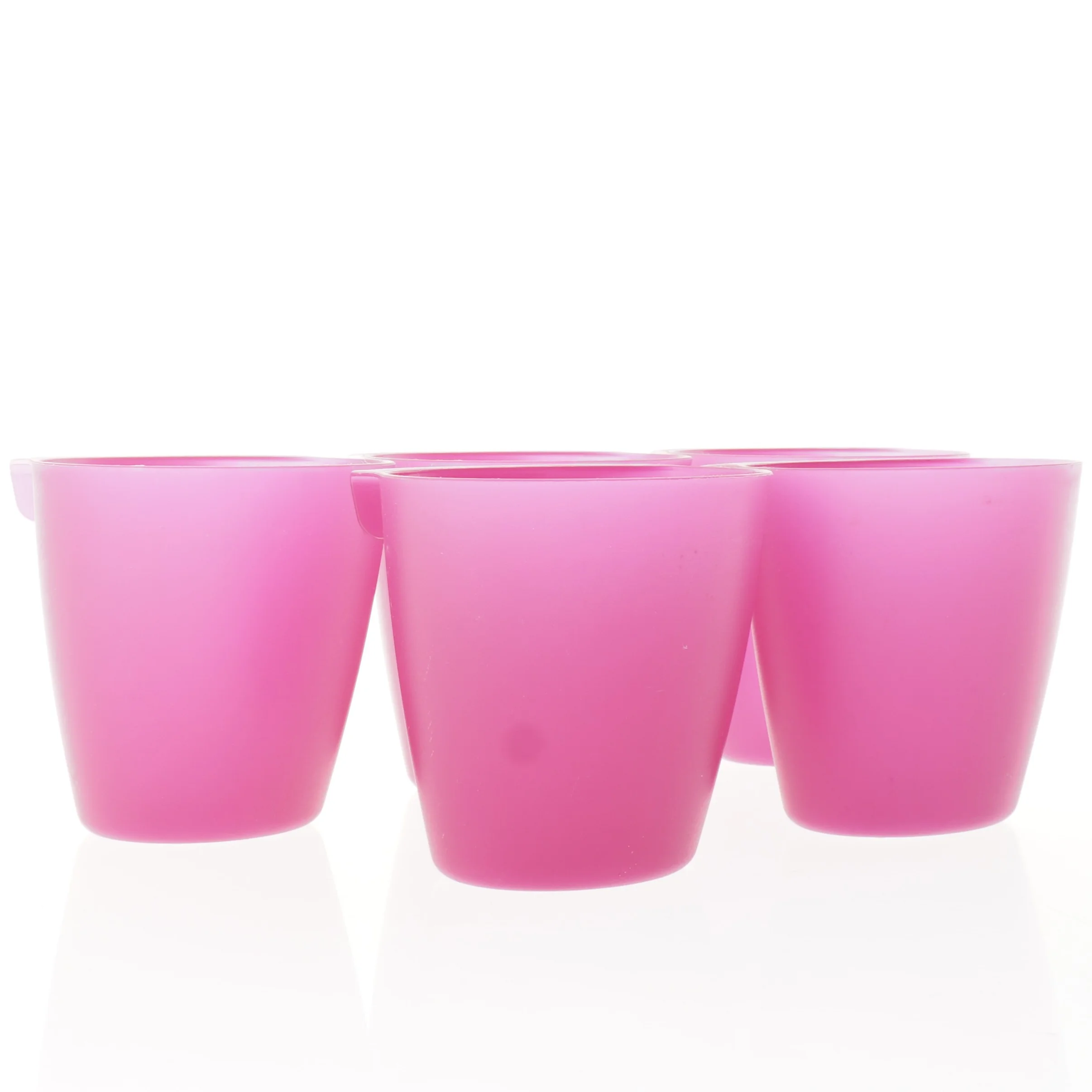 Plastik krus fra IKEA (str. 12 x 12 x 13 cm)