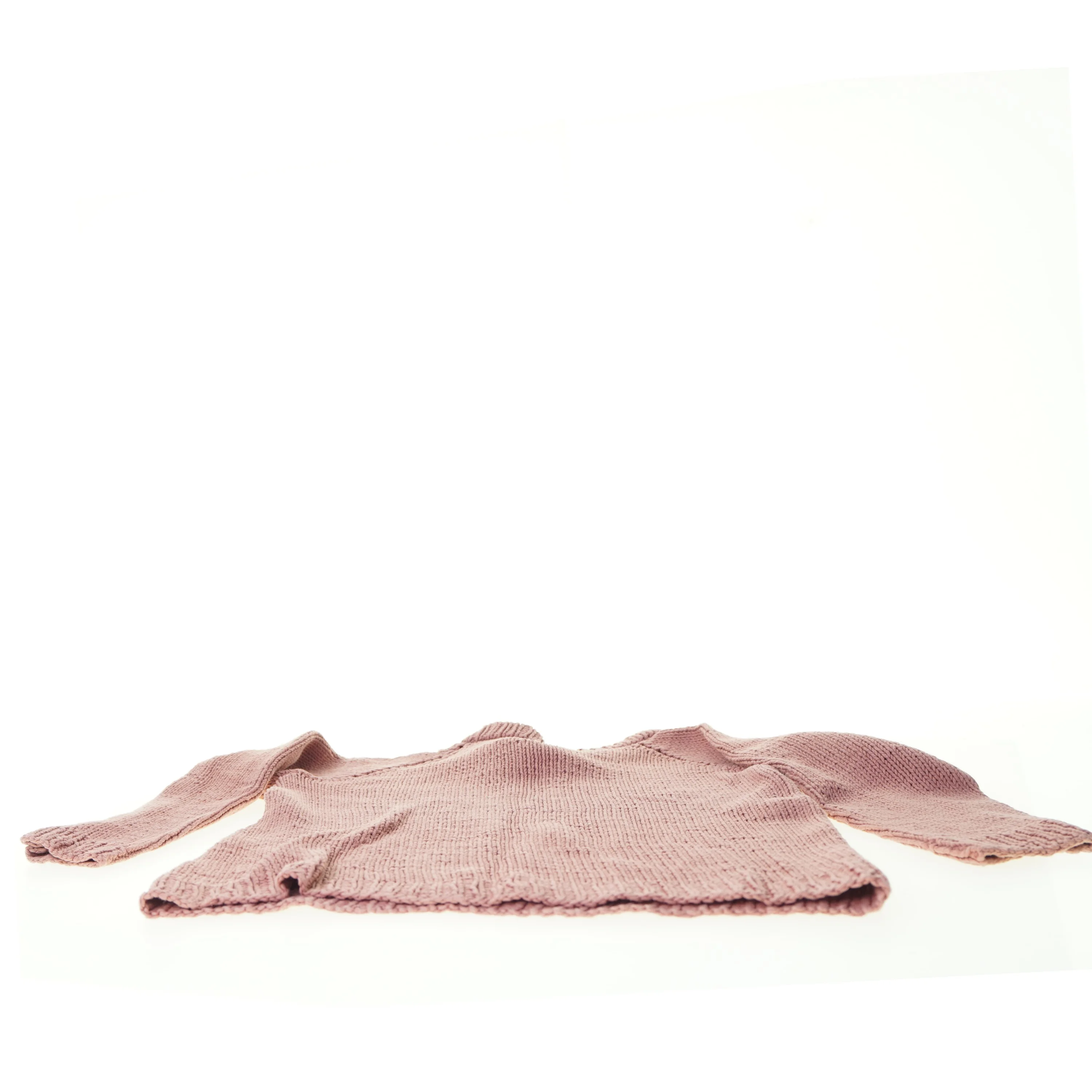 Hjemmestrikket trøje (str. 35 x 40 cm)