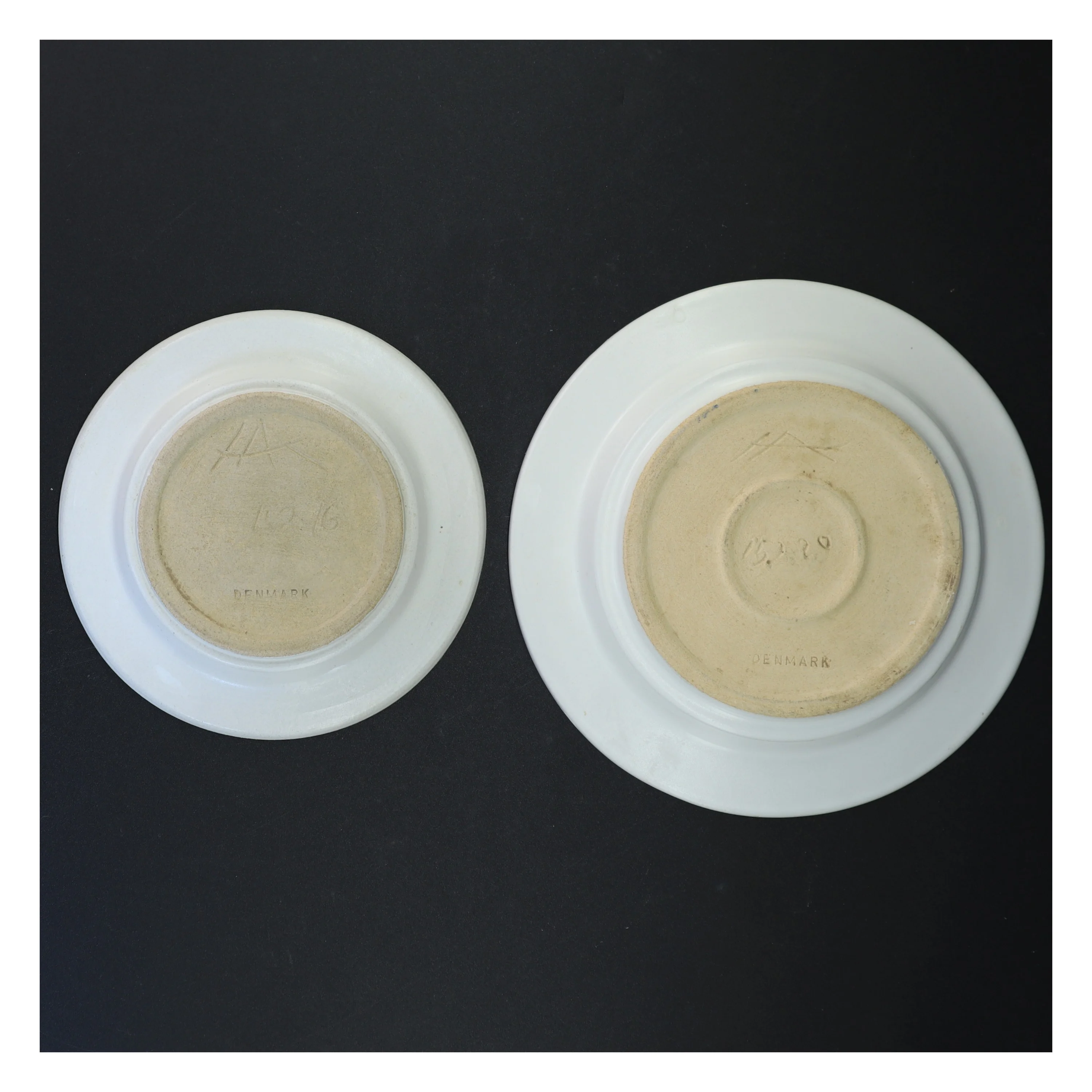 Kähler Porcelænsskåle (str. 16,5 x 3 cm og 20,5 x 3,5 cm)