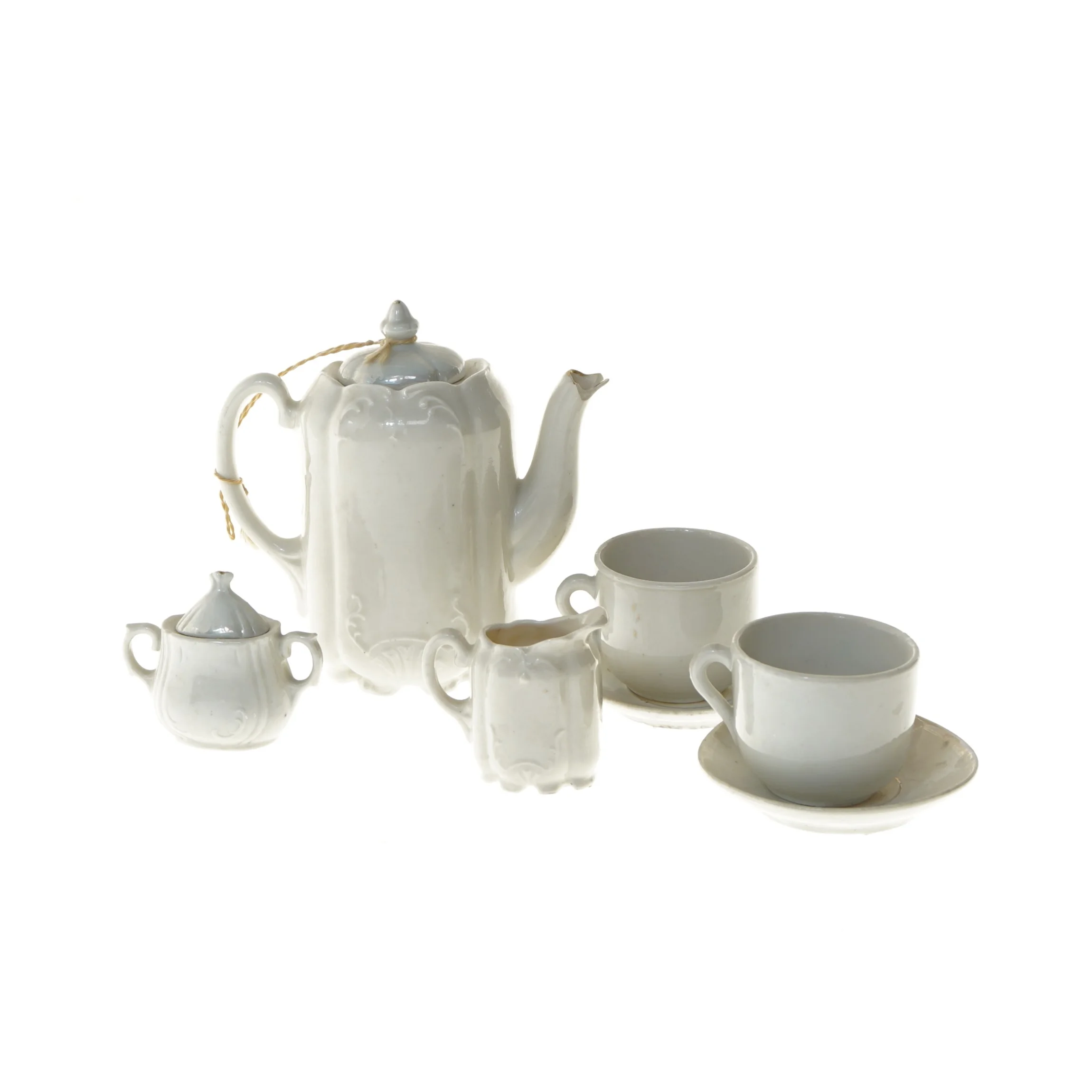 Porcelæns te-sæt med blomster (str. 14,5 og Ø 8,5 og 5 cm)