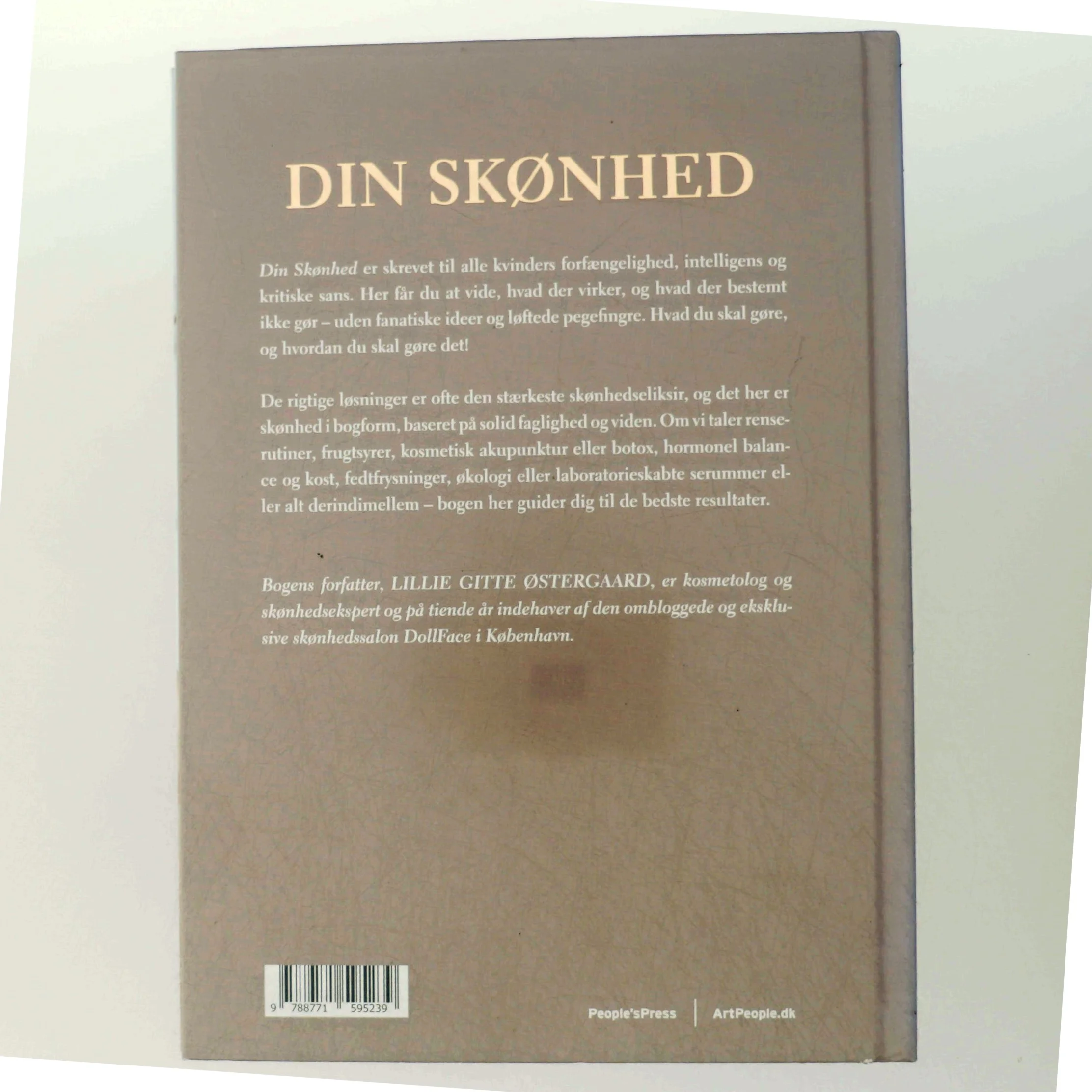 Din skønhed af Lillie Gitte Østergaard (Bog)