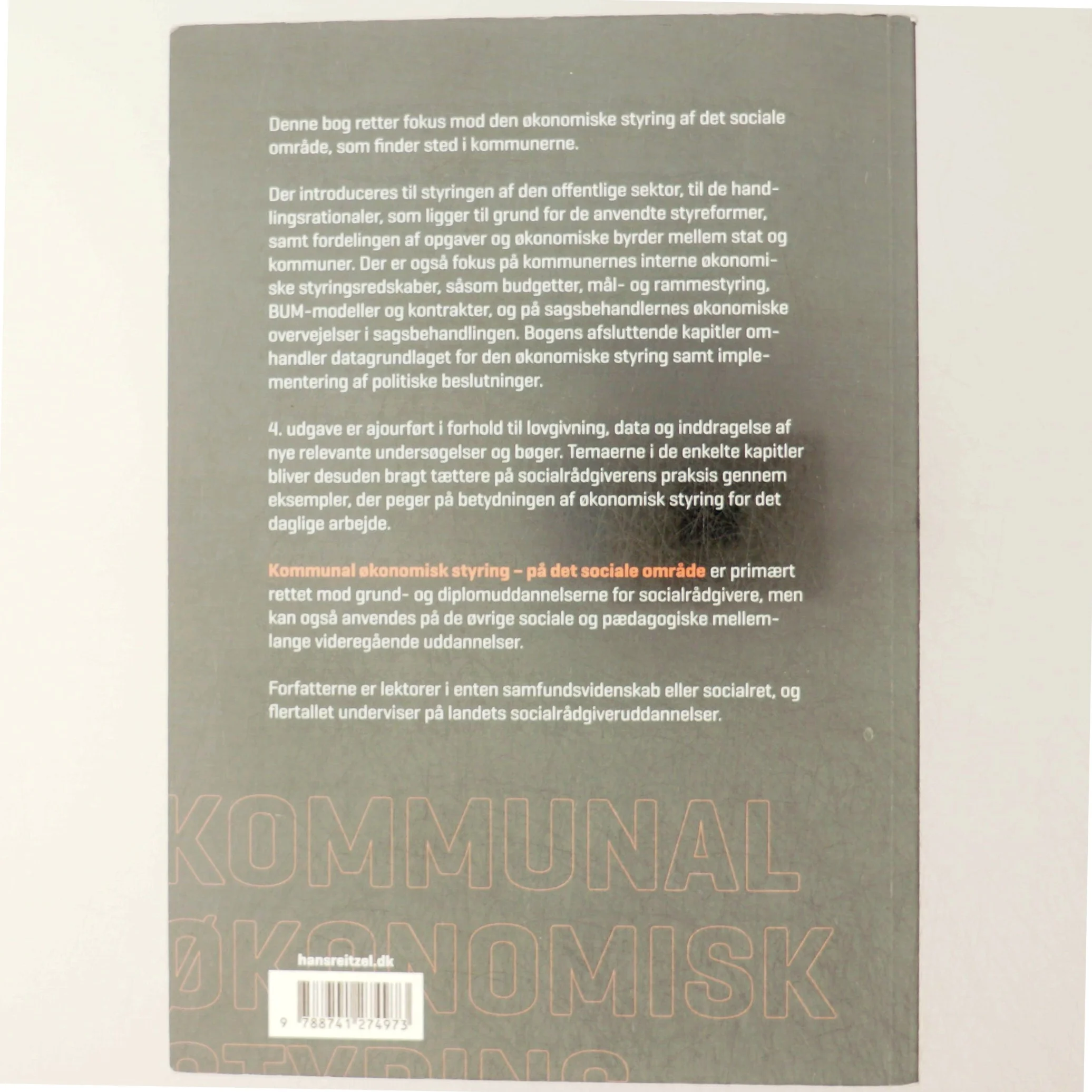 Kommunal økonomisk styring - på det sociale område (Bog)