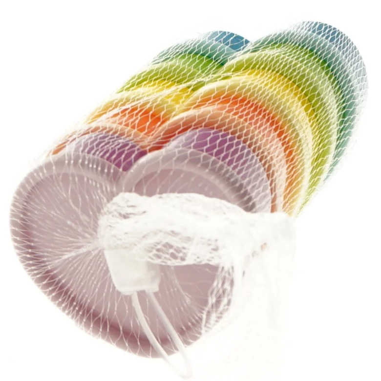 Farverige plastbøtter (str. Ø ca 7,5 cm)