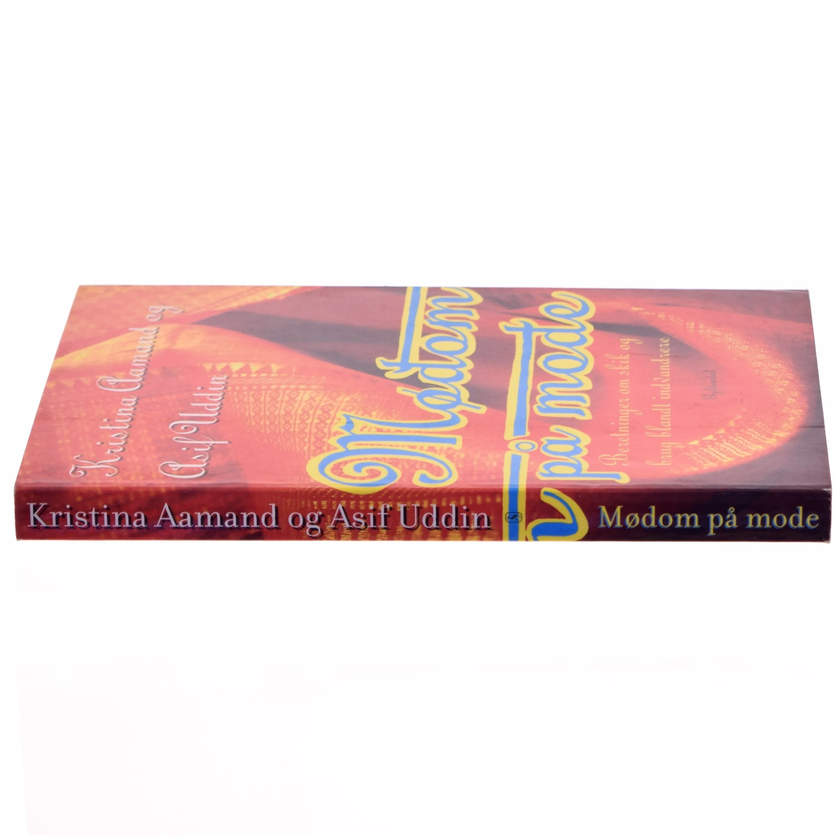 Mødom på mode : beretninger om skik og brug blandt indvandrere (Bog)