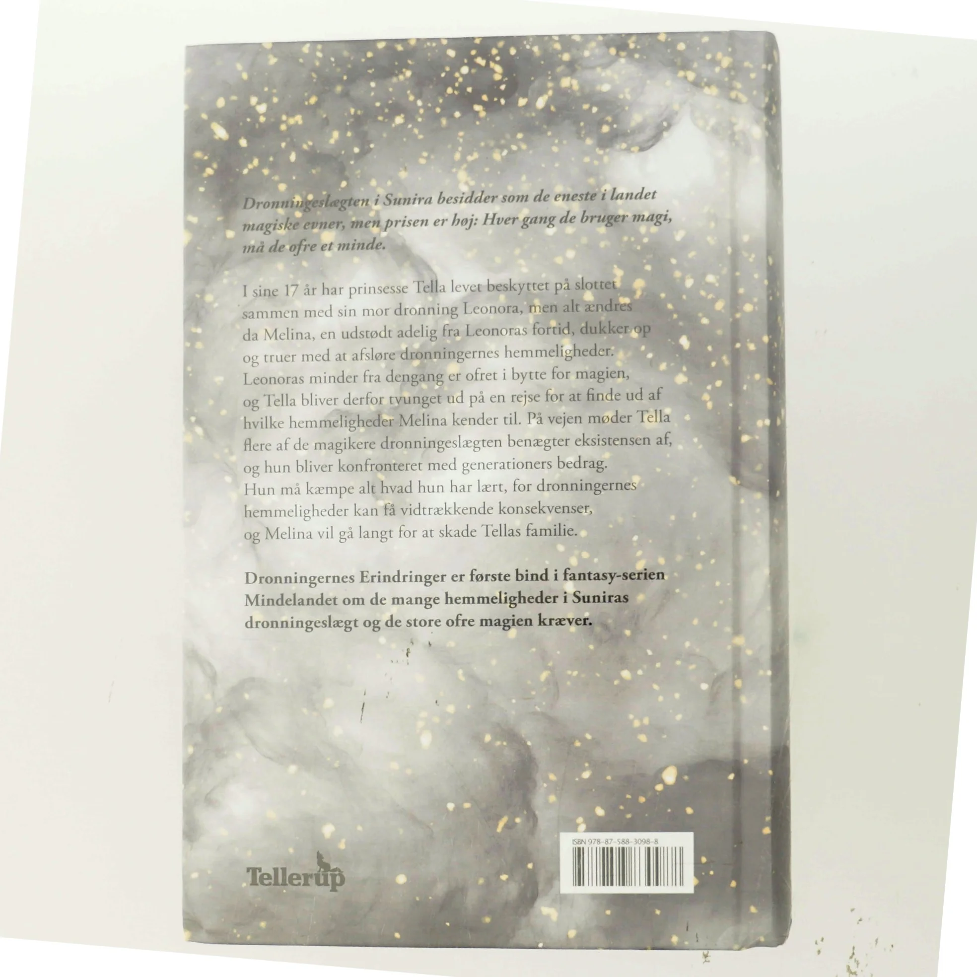 Mindelandet - dronningernes erindringer af Line Wenzel (f. 1990) (Bog)