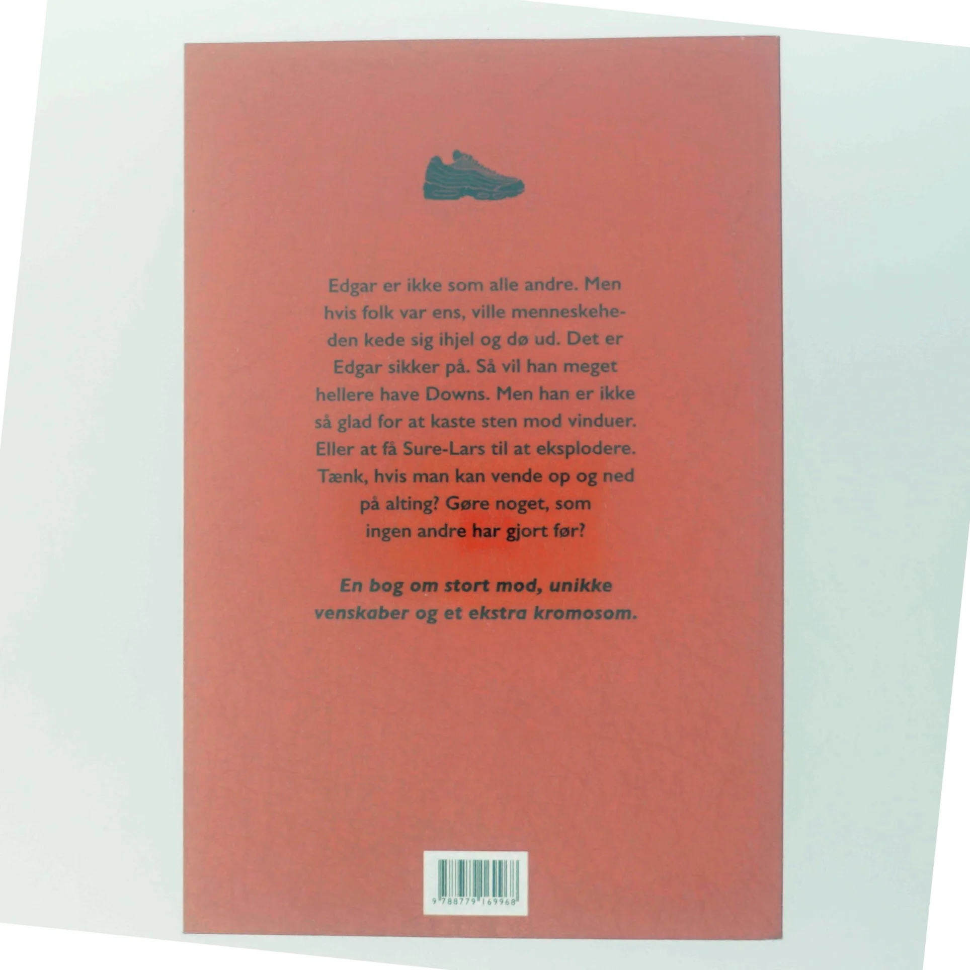 Unikke Edgar af Arne Svingen (Bog)