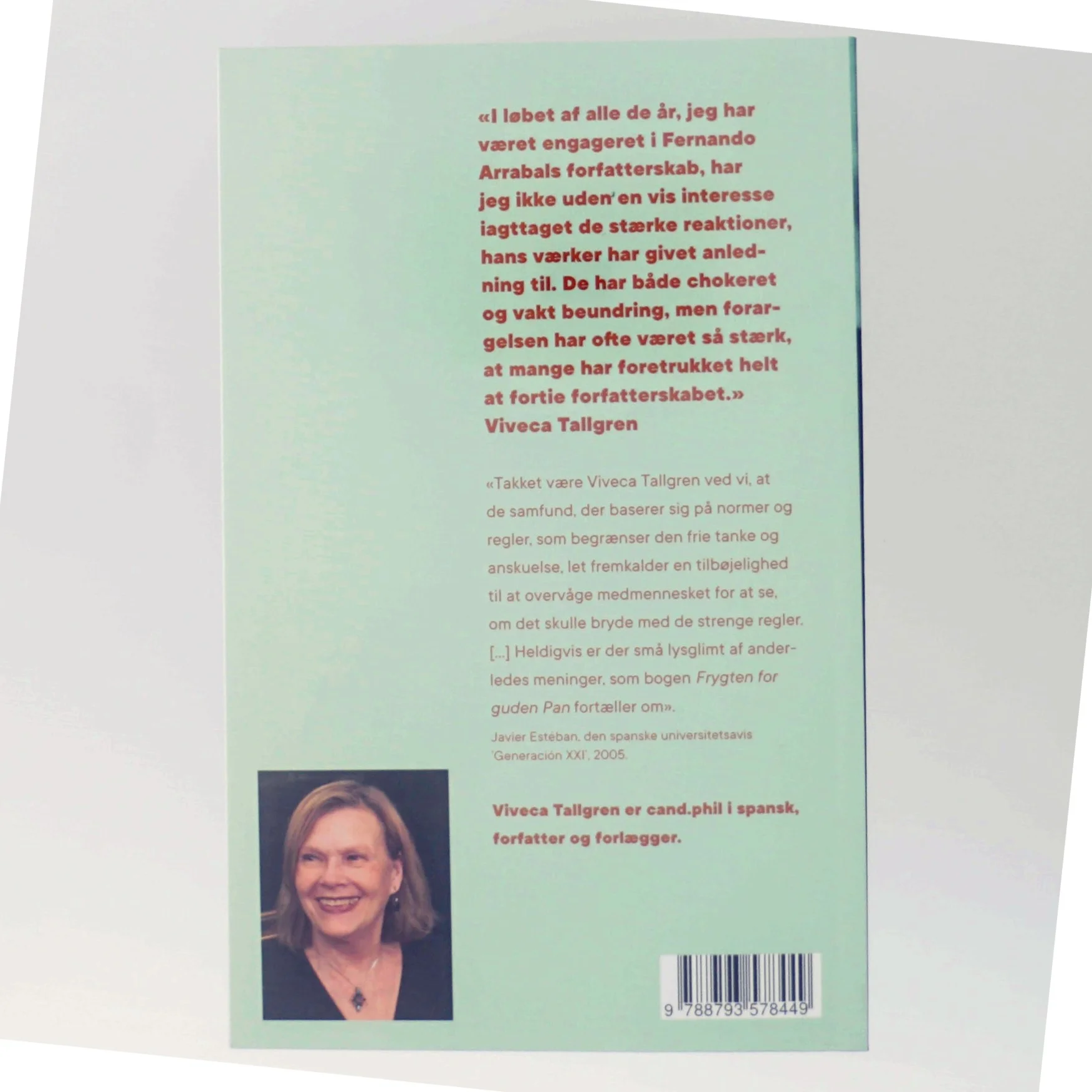 Frygten for guden Pan : refleksioner over receptionen af Fernando Arrabal af Viveca Tallgren (Bog)