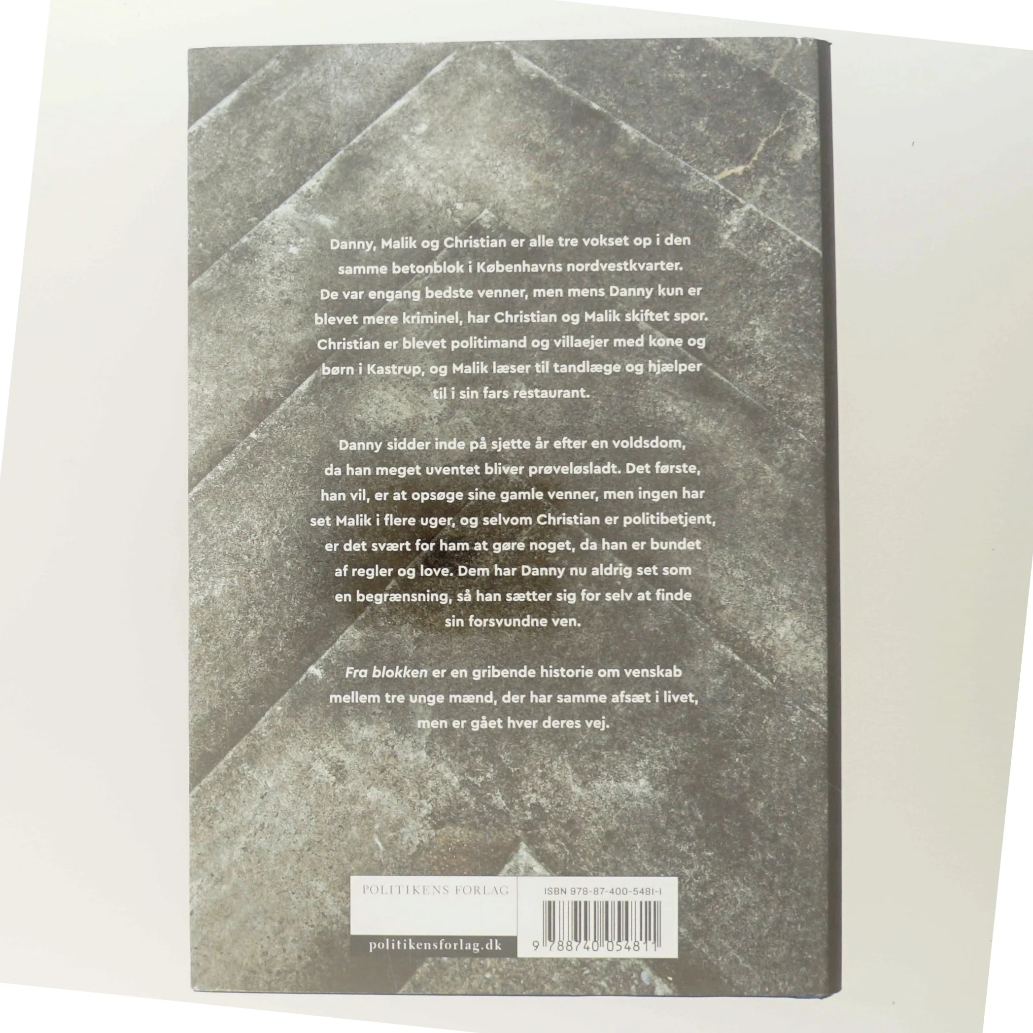 Fra blokken : roman af Jonas T. Bengtsson (Bog)