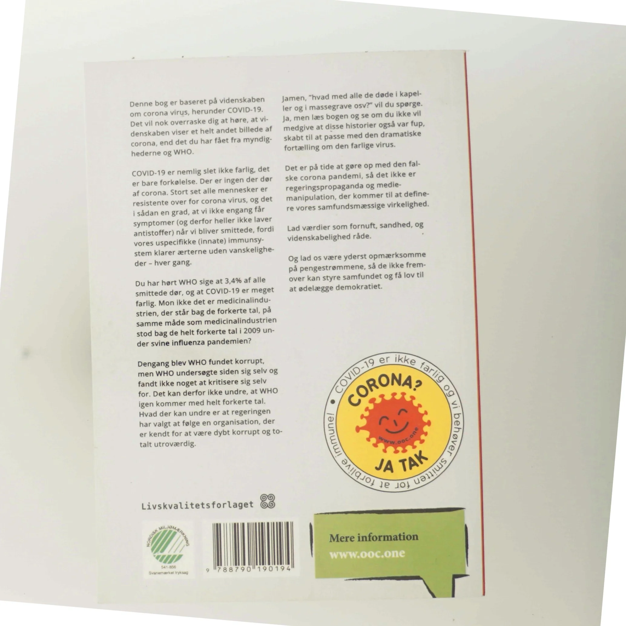 Corona overleverens håndbog : alt hvad du har brug for at vide for at forstå hvad der foregår under COVID-19 pandemien af Søren Ventegodt (Bog)