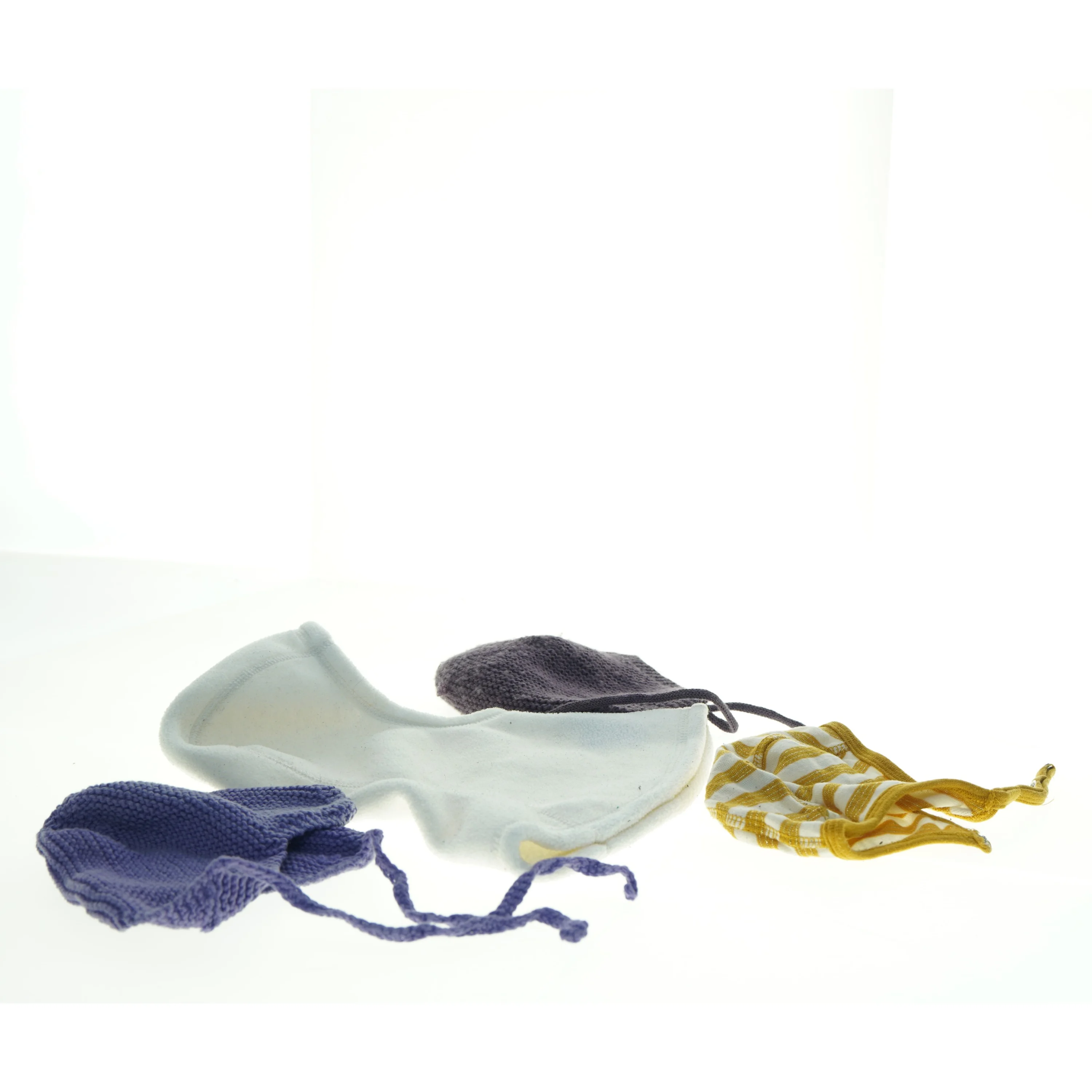 Huer til baby (str. 40 til 44)