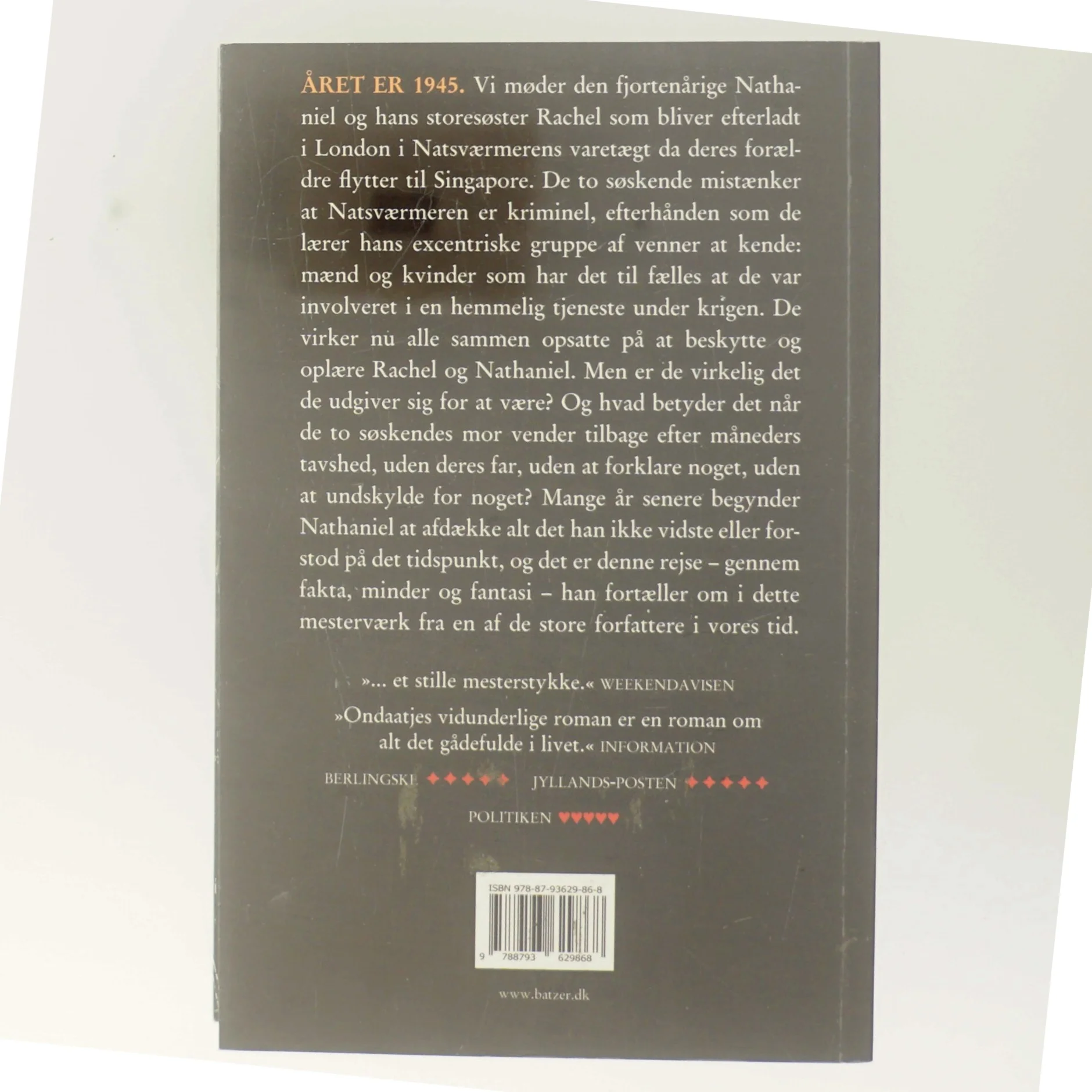 Krigslys af Michael Ondaatje (Bog)