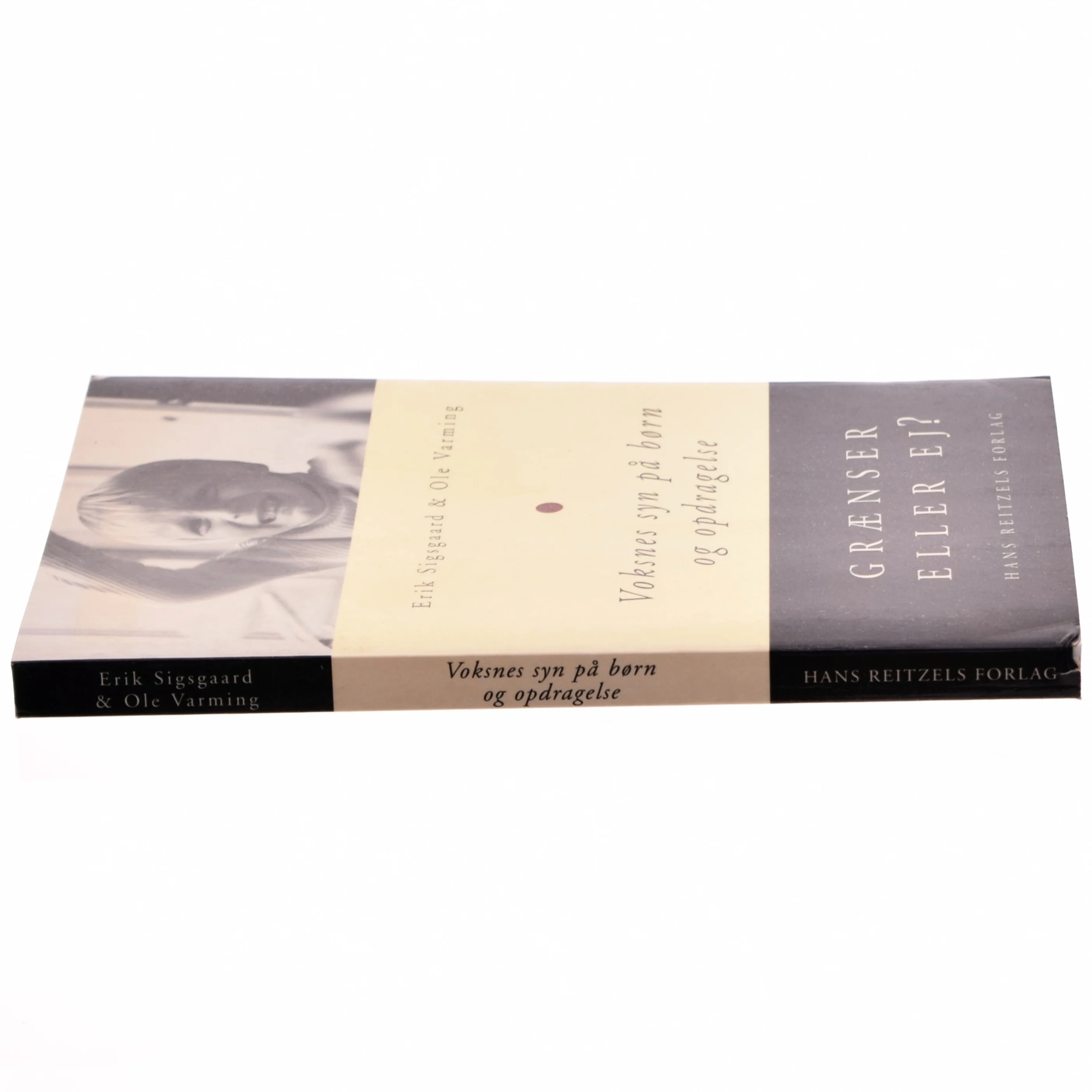 Voksnes syn på børn og opdragelse af Erik Sigsgaard, Ole Varming (Bog)