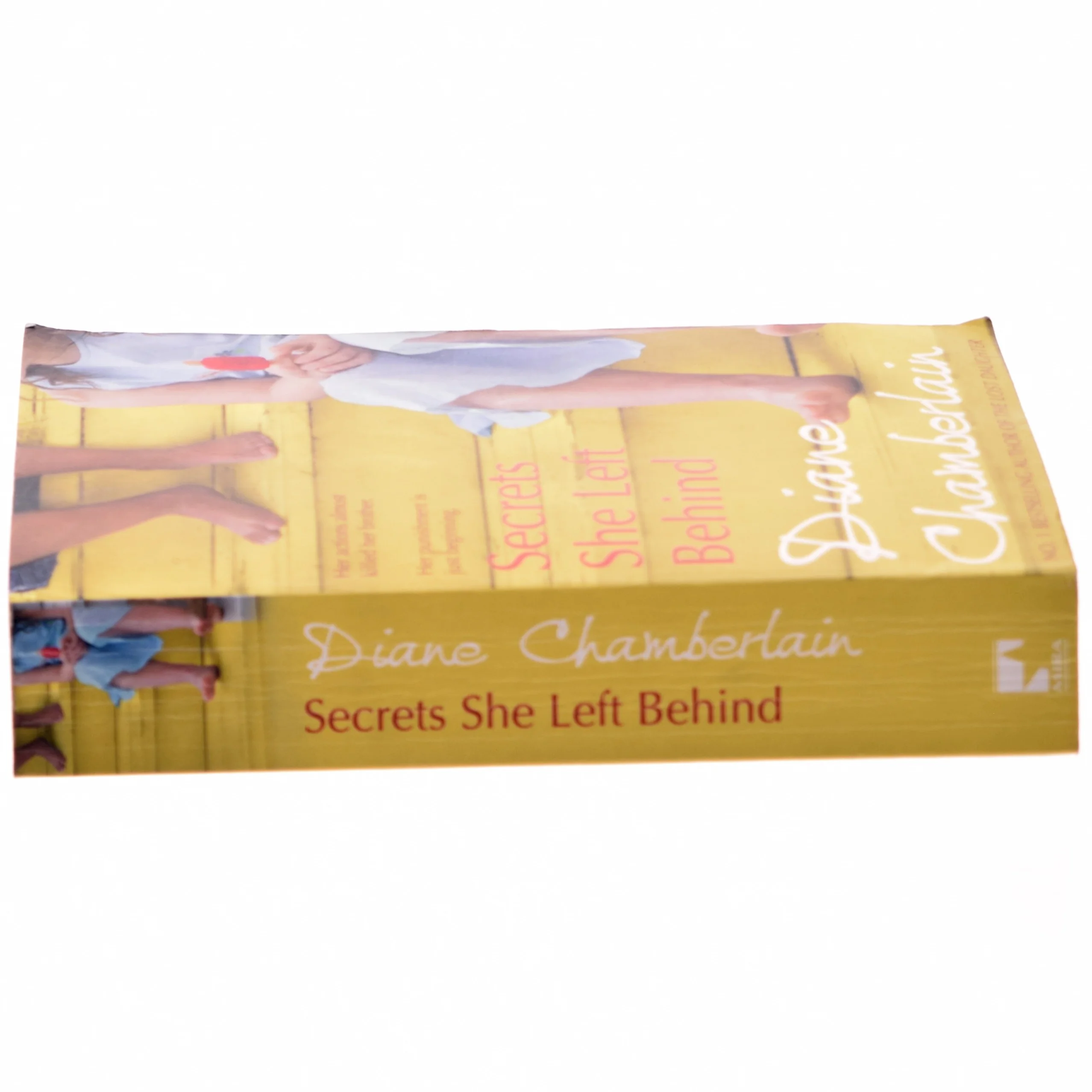 Secrets She Left Behind af Diane Chamberlain (Bog)