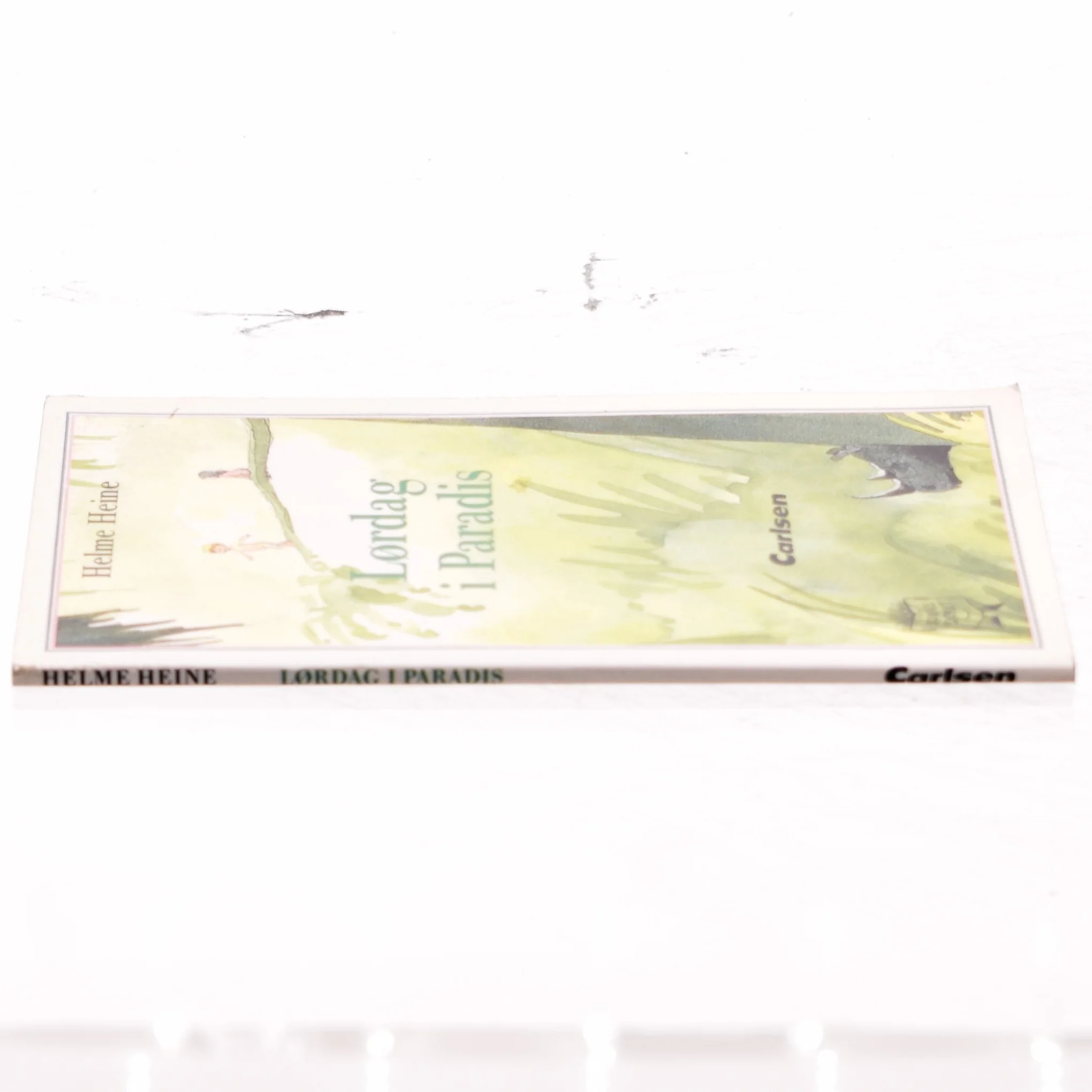 Lørdag i paradis af Helme Heine (Bog)