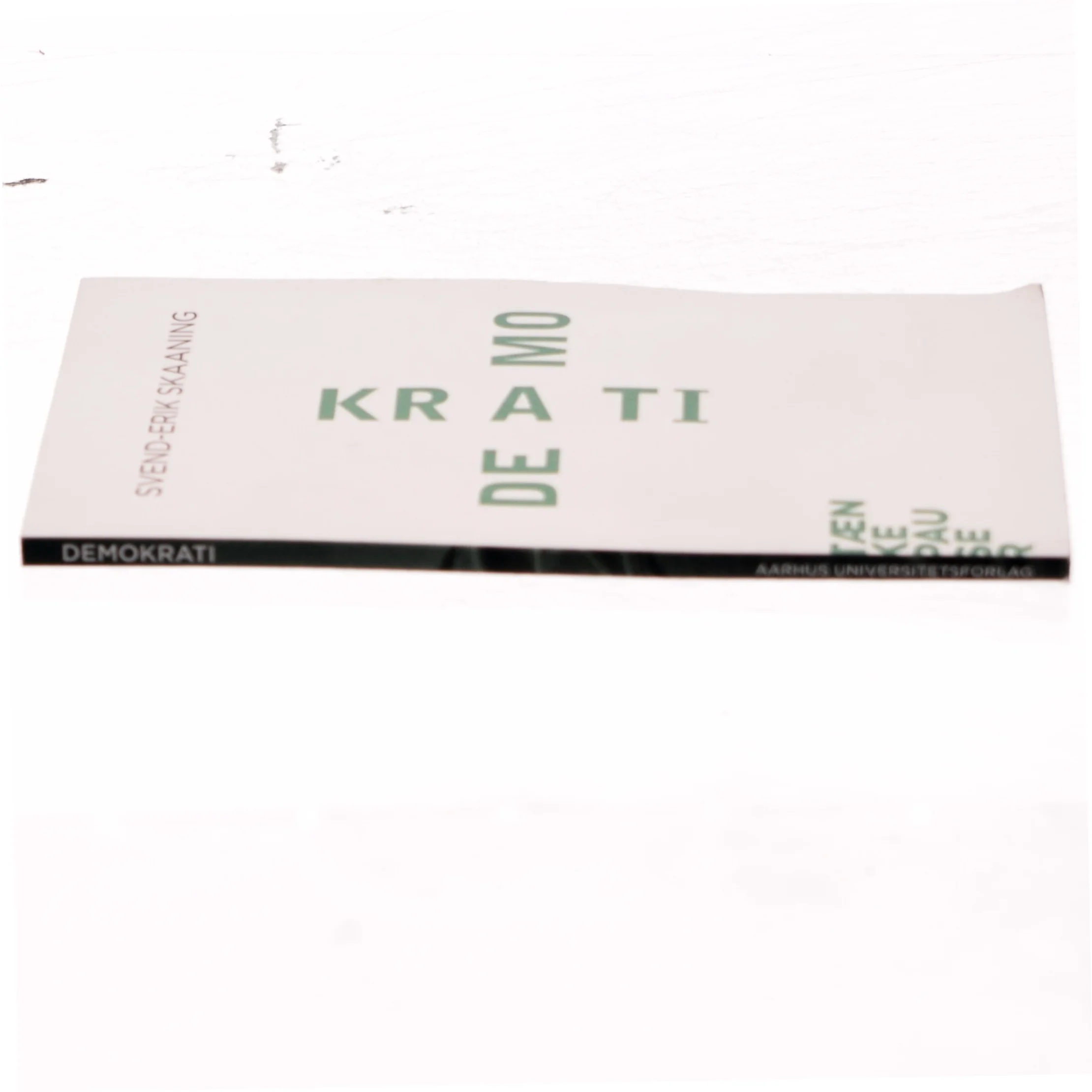 Demokrati af Svend-Erik Skaaning (Bog)