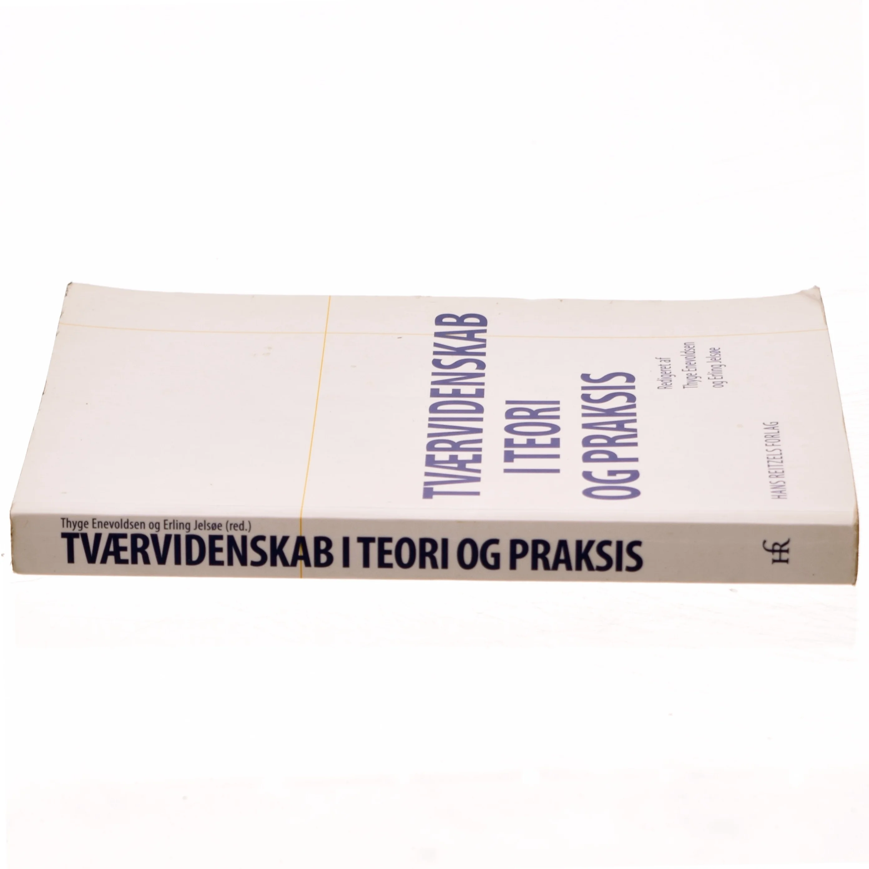 Tværvidenskab i teori og praksis (Bog)